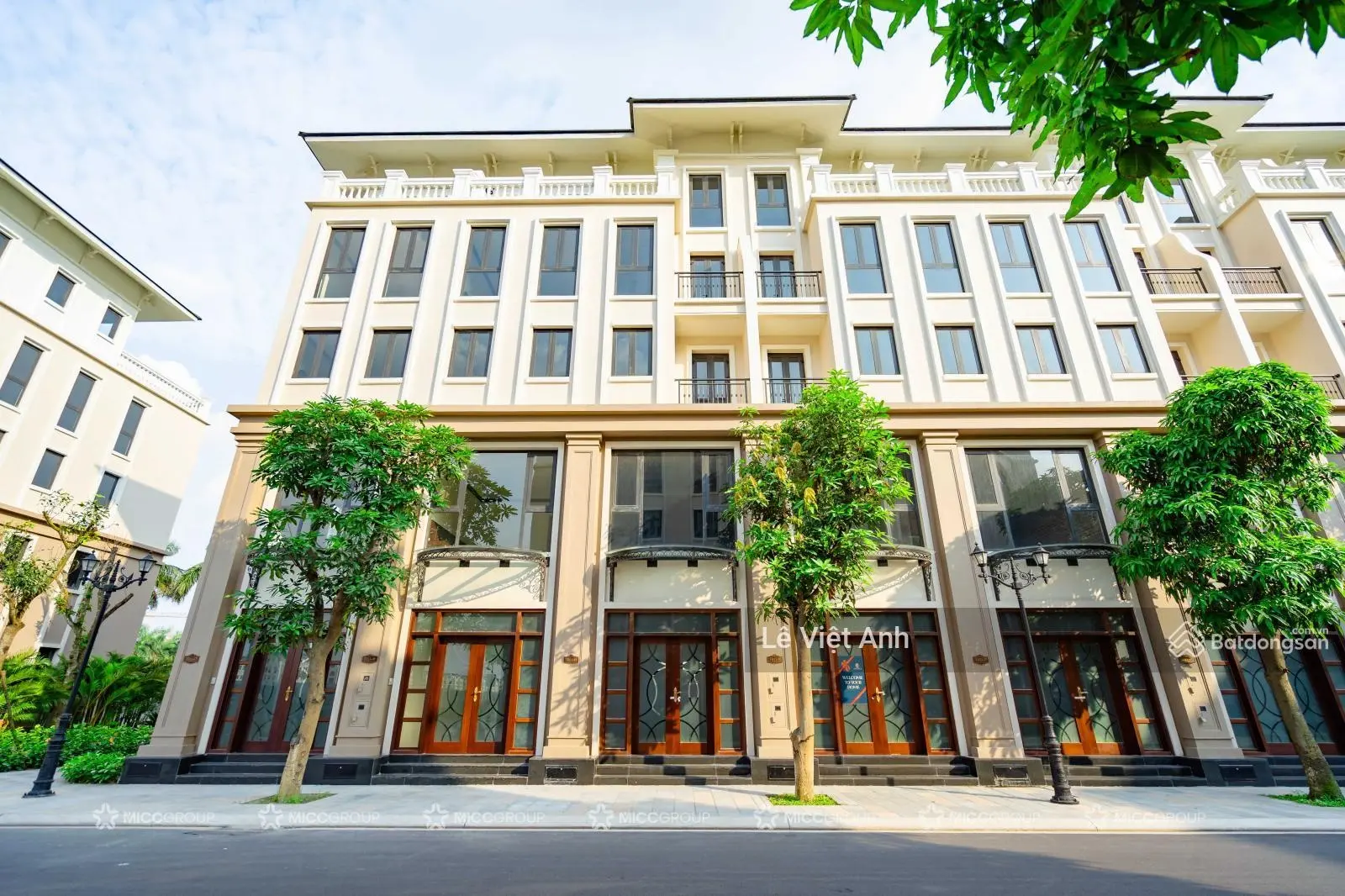 Chính chủ cần bán gấp căn liền kề Thời Đại 11 - Vinhomes Ocean Park 3, vị trí vàng, giá tốt