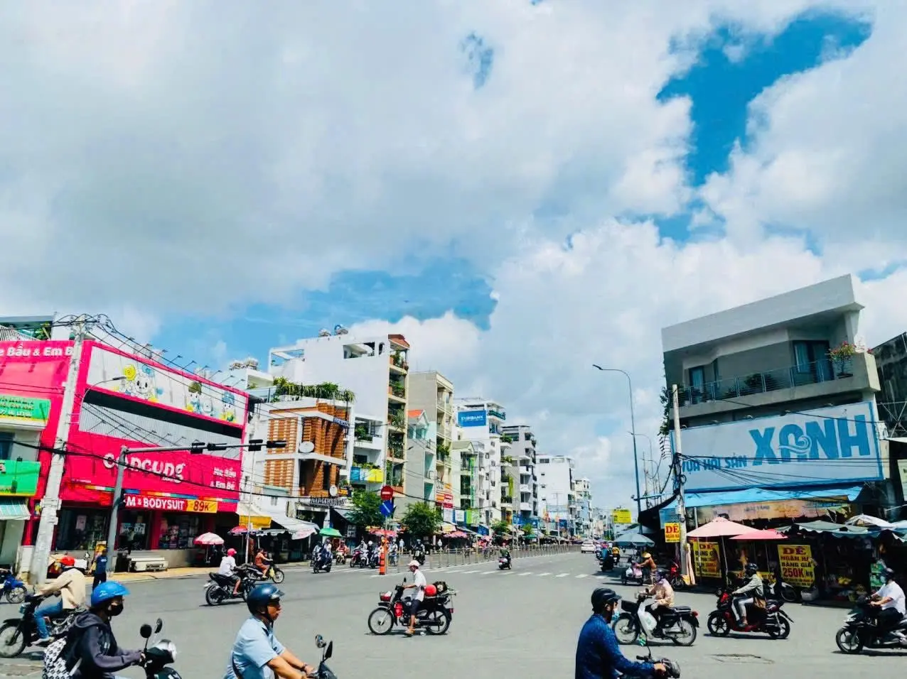 Bán nhà mặt tiền Nơ Trang Long, Nguyễn Xí, Phường 13, Bình Thạnh, DT 4x23m, 4 tầng giá bán 22,5 tỷ