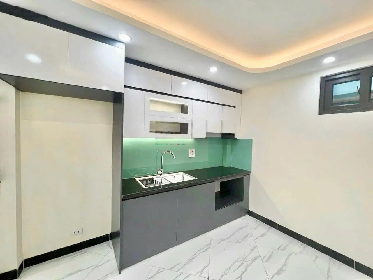 Hot! Bán nhà sau Lê Trọng Tấn - Dương Nội-Hà Đông, gần đường 72. Nhà tặng full nội thất giá 3,x tỷ