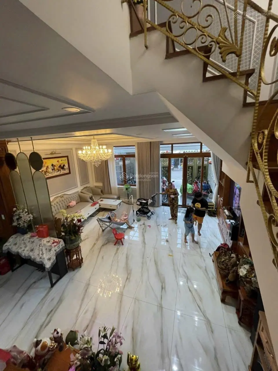 Bán khách sạn mặt tiền đường số Võ Văn Ngân, trung tâm TP Thủ Đức