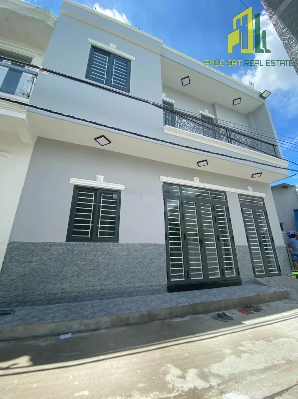 Nhà đẹp 1 lầu Quyết Thắng gần nhà hàng K'tan, SHR thổ cư 100% hoàn công