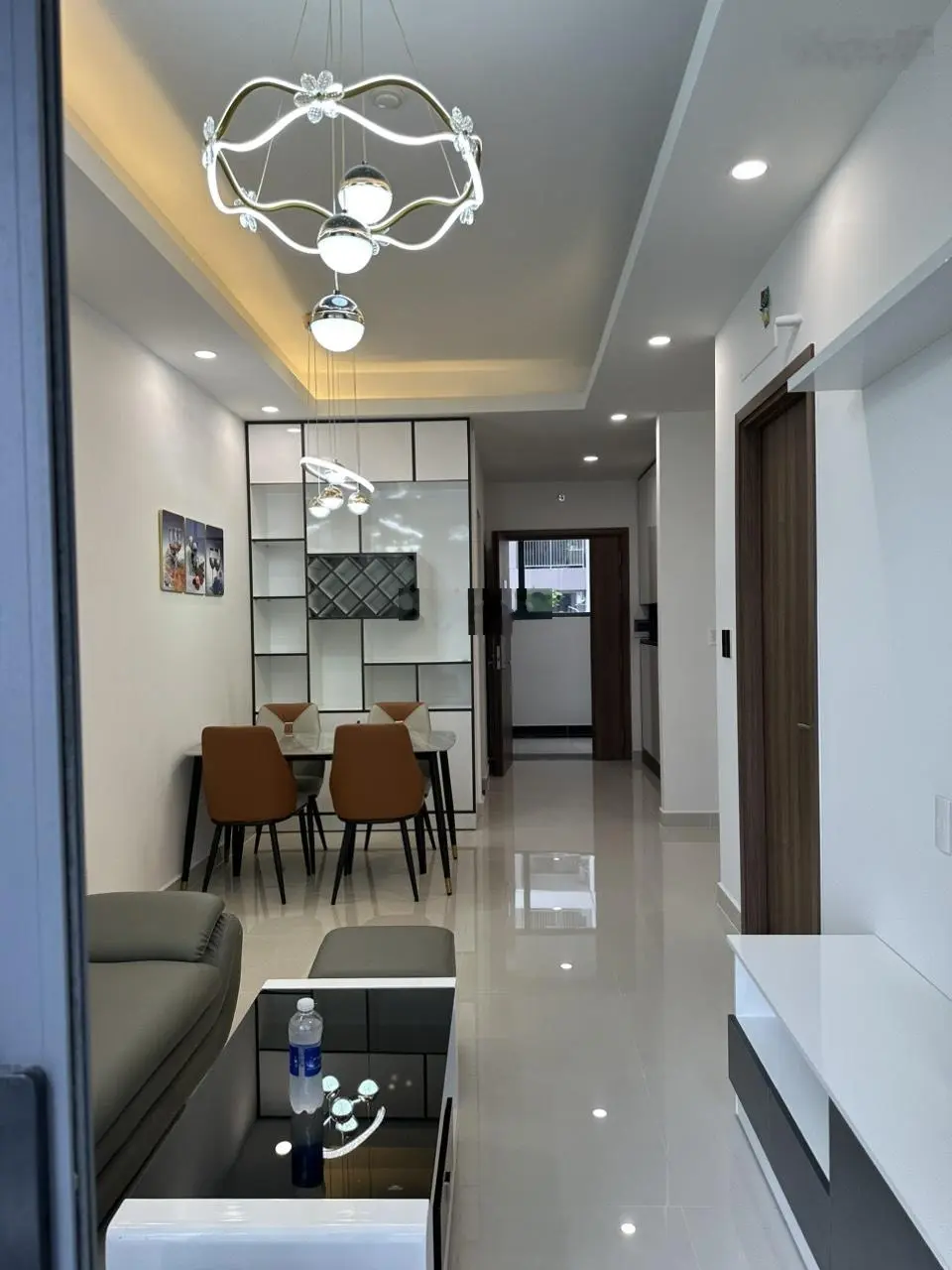 Chính chủ cần bán căn hộ Era Town, Q7, DT 63m2, 2PN - 2WC giá 1 tỷ 680tr - sổ hồng riêng trên tay