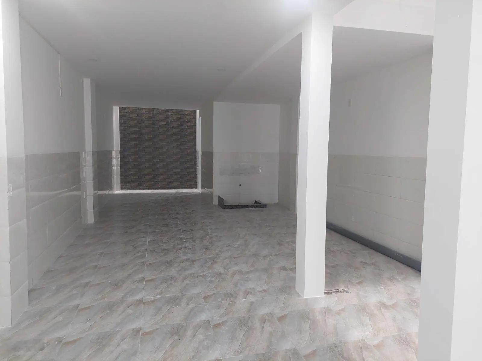 Bán nhà 4 tầng đường Trịnh Hoài Đức - P. Vĩnh Hoà - TP. Nha Trang
