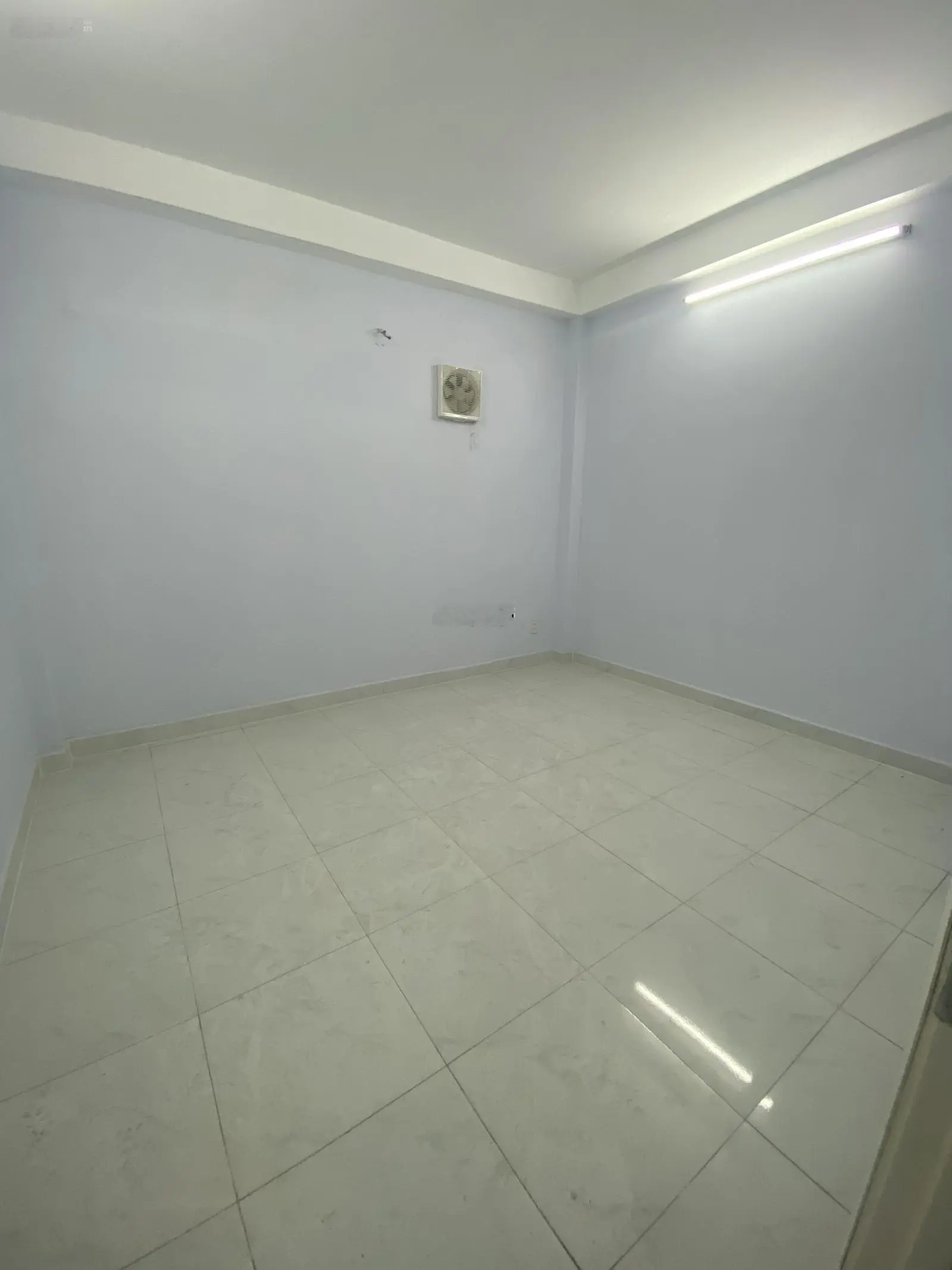 Bán Nhà Riêng đẹp tại Quốc Lộ 13, 5,6 tỷ, 57,3m2, 3PN, 3WC, hướng Tây Bắc