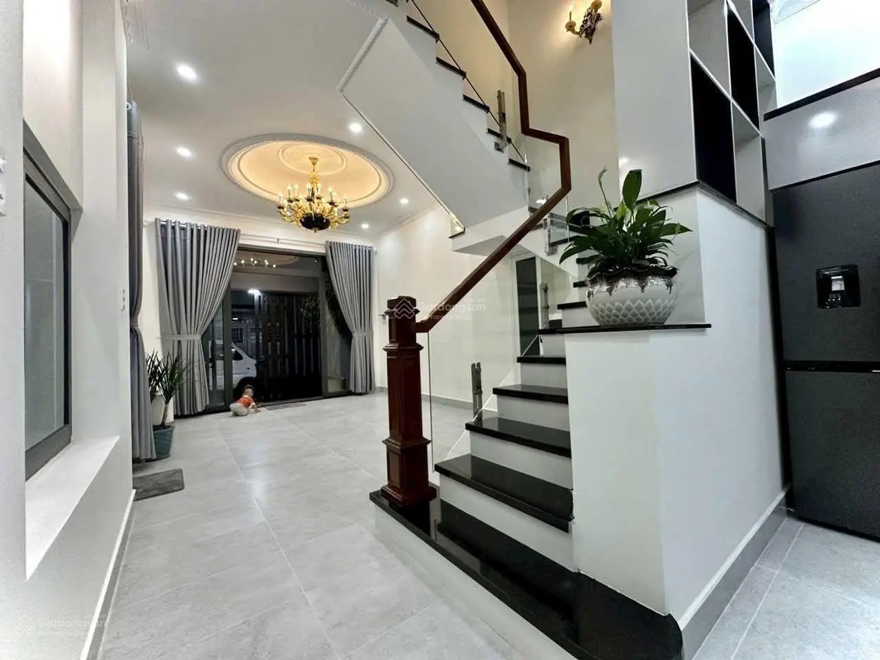 VIB thanh lý nhà đẹp 1 trệt 2 lầu ngay Nơ Trang Long, Bình Thạnh gần UBND Phường 13