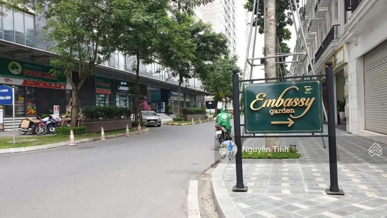 Chính chủ bán biệt thự Embassy Garden mặt đường Xuân Tảo 226m2 mặt tiền 12m, kd hay ở đều được
