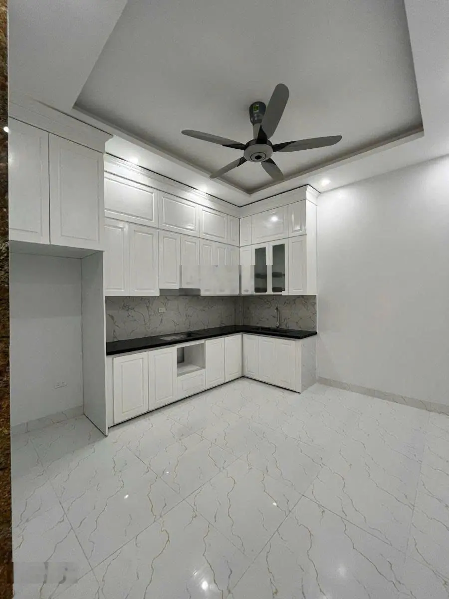 Chính chủ cần bán gấp nhà lê trọng tấn hà đông - 13.8 tỷ, dt 57m2, 5 tầng, 6 pn khép kín, thang máy