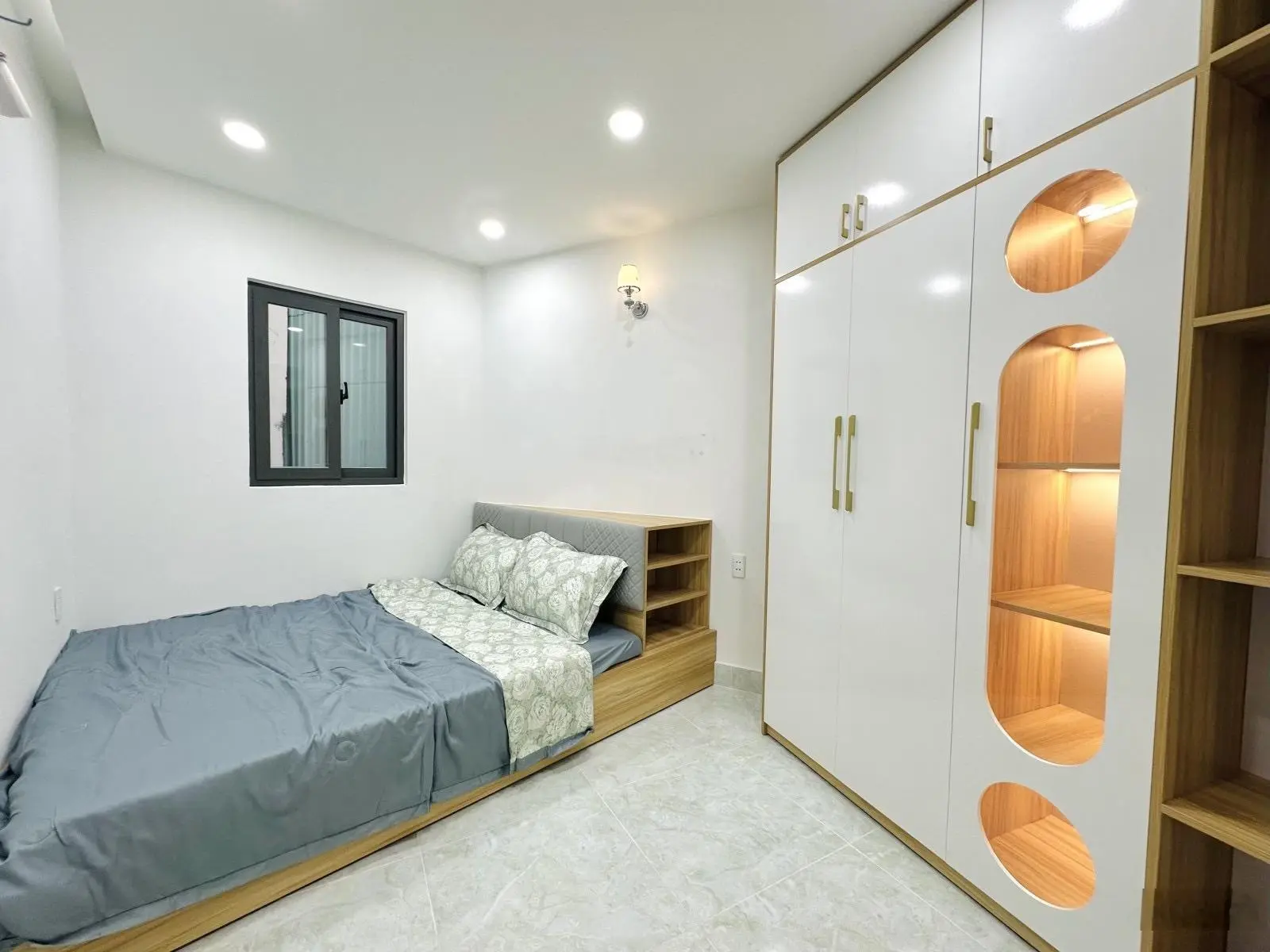 CỰC HIẾM!!!!!! Bán nhà đẹp tặng full nội thất, đường Phan Văn Trị, phường 14, Bình Thạnh.