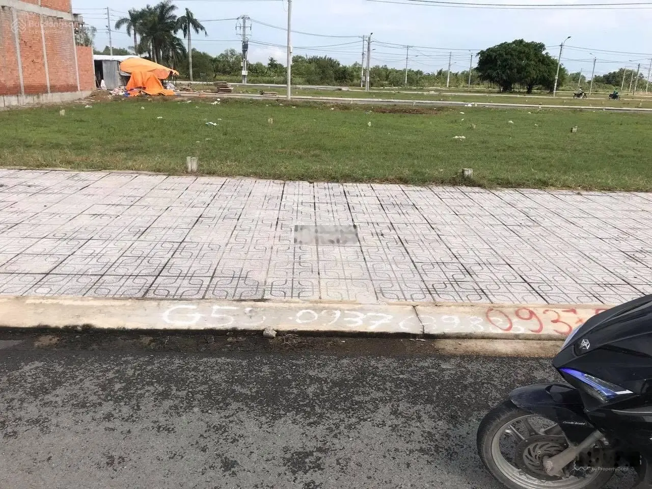 Chính chủ gửi bán đất Quận 9,3.2tỷ, DA Blue Diamond, sổ riêng, đường Số 8, Long Phước, ngay chợ,SHR