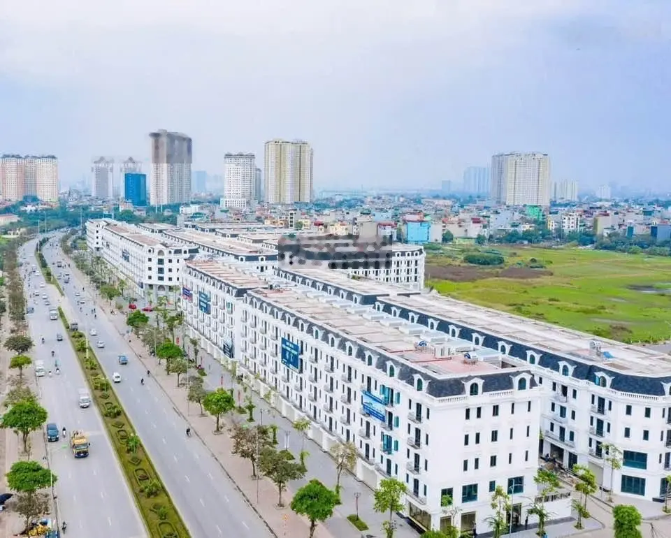 Chính Chủ Bán Gấp Liền Kề Kiến Hưng Luxury , rất phù hợp cho ae đầu tư sinh lời