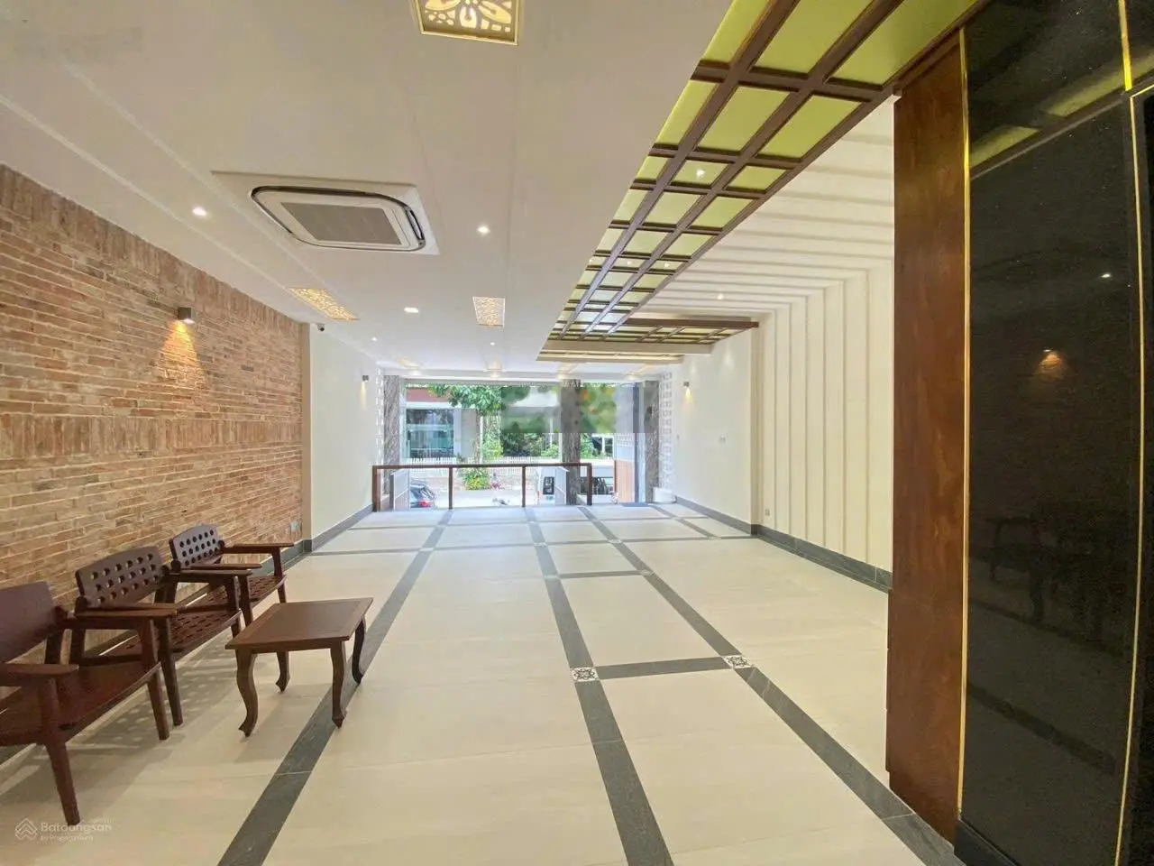 Bán Nhà Phố Hưng Gia 5 - Phú Mỹ Hưng, Quận 7. DT 108m2. MT rộng 6m, 4 tầng, có thang máy