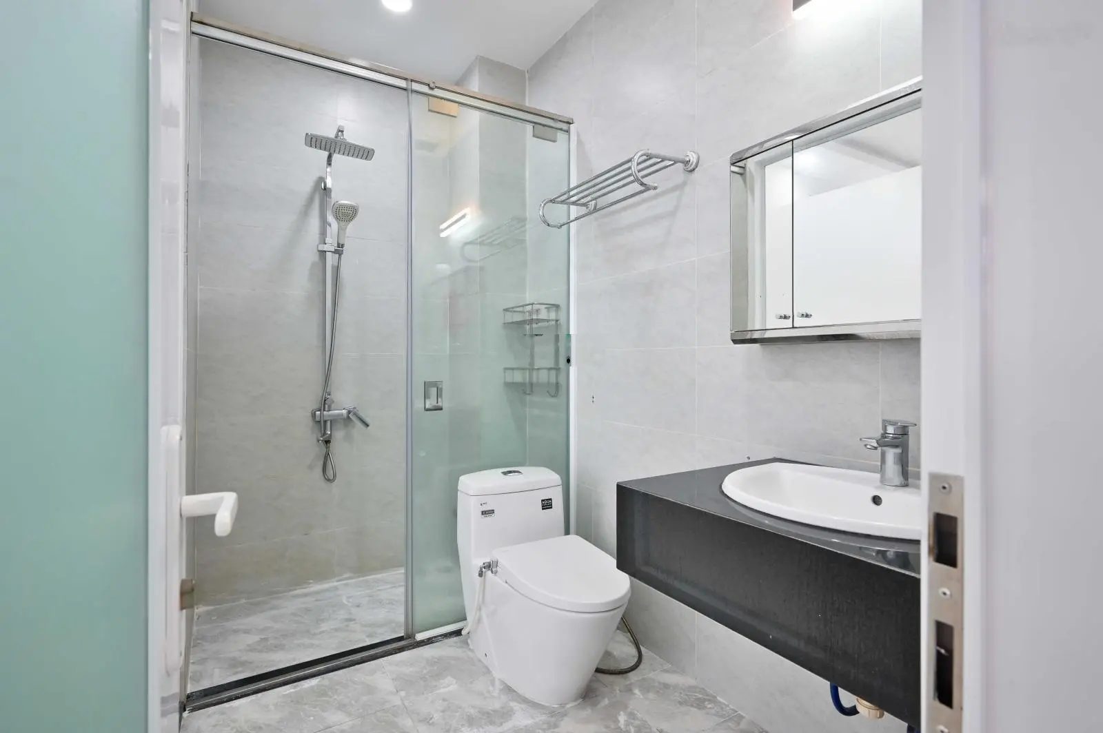 Hiếm! Khu VIP K300 phường 12 quận Tân Bình - Hẻm xe hơi - ngang hơn 8m (75m2) giá chỉ 12 tỷ