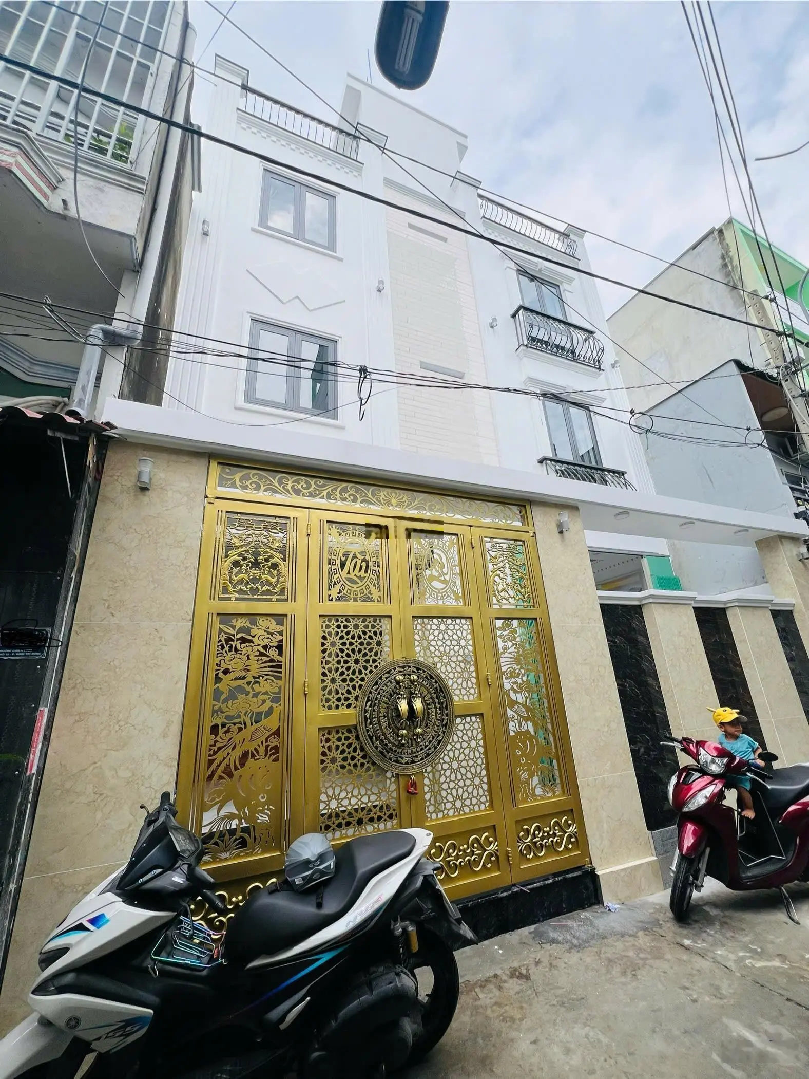 Nhà mới hẻ 2/ đường Chiến Lược, Bình Tân, gần quận 6, giá nhỉnh 4 tỷ còn TL. LH ngay 0906 435 ***