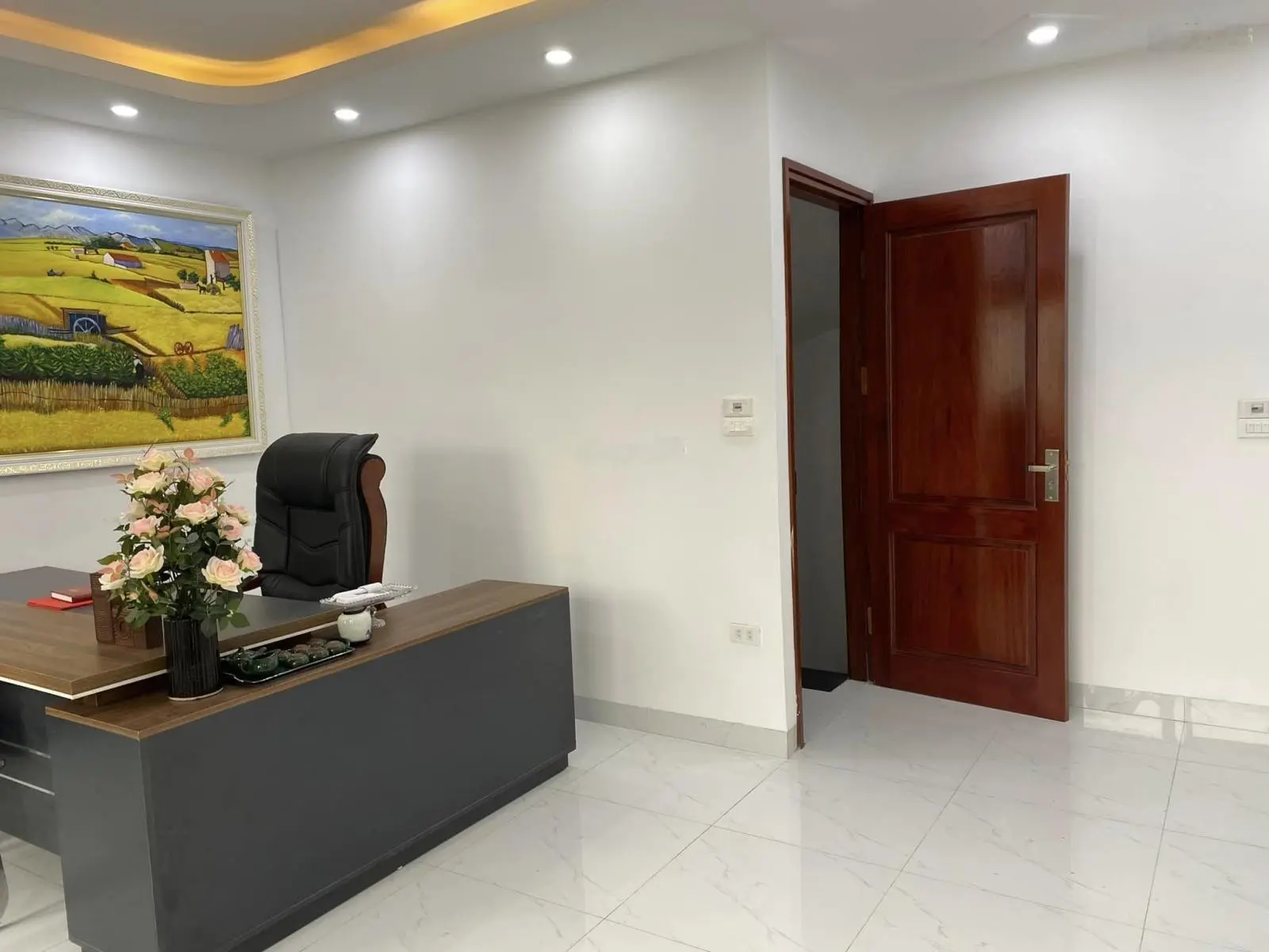 Siêu phẩm Đại Mỗ, 5 tầng, 4 ngủ, KD nail, tóc,spa, văn phòng, ô tô ngủ trong nhà, sổ A4, giá 7 tỷ.
