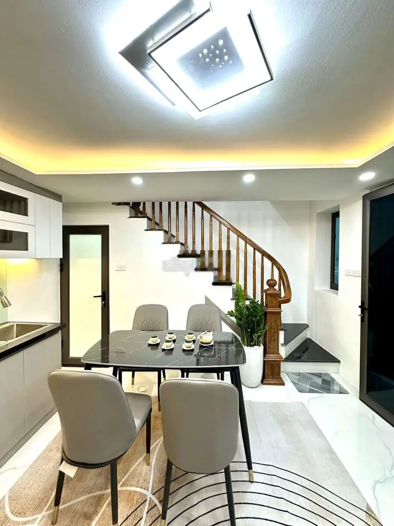 Bans nhà phố Quan Nhân 4 tầng, 3pn, 25m2, gần phố, ở ngay.