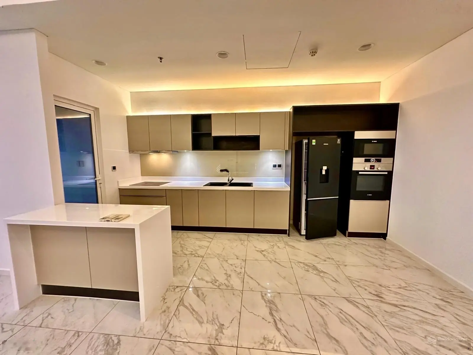 Bán căn hộ Sarica giá chỉ 14 tỷ VND tại Quận 2