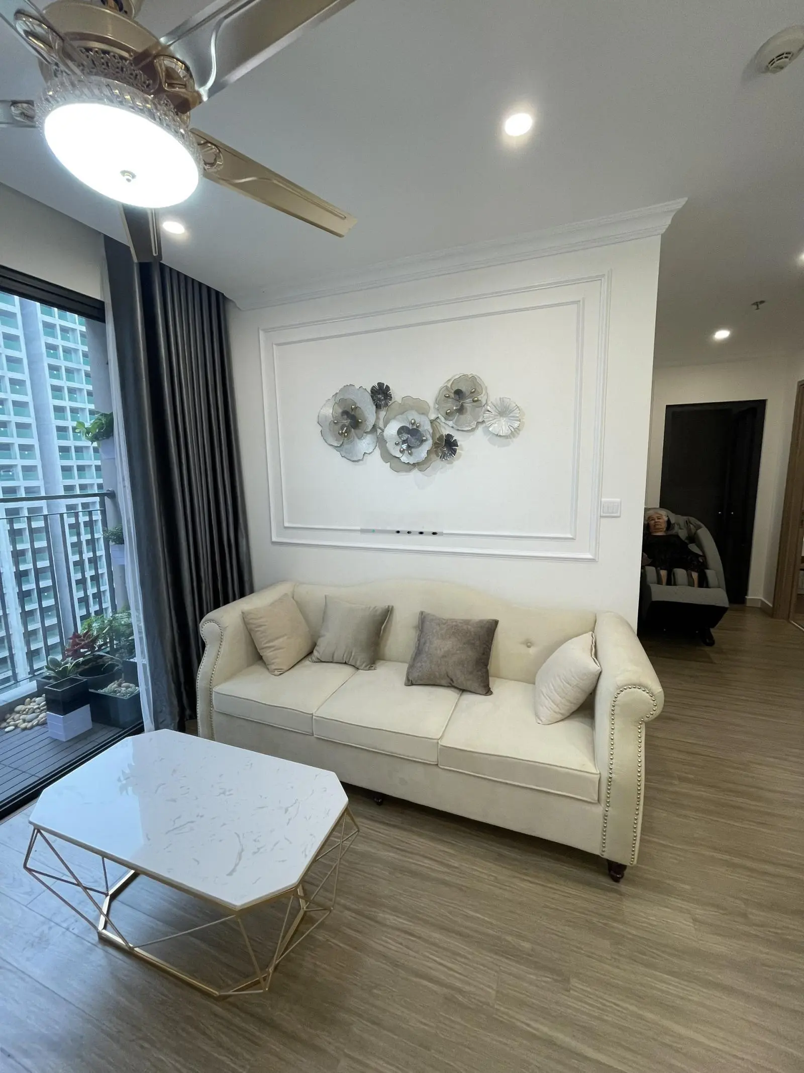 Cơ hội sở hữu căn hộ 2PN1VS diện tích 60m2 giá chỉ từ 2,6 tỷ tại Vinhomes Ocean Park Gia Lâm