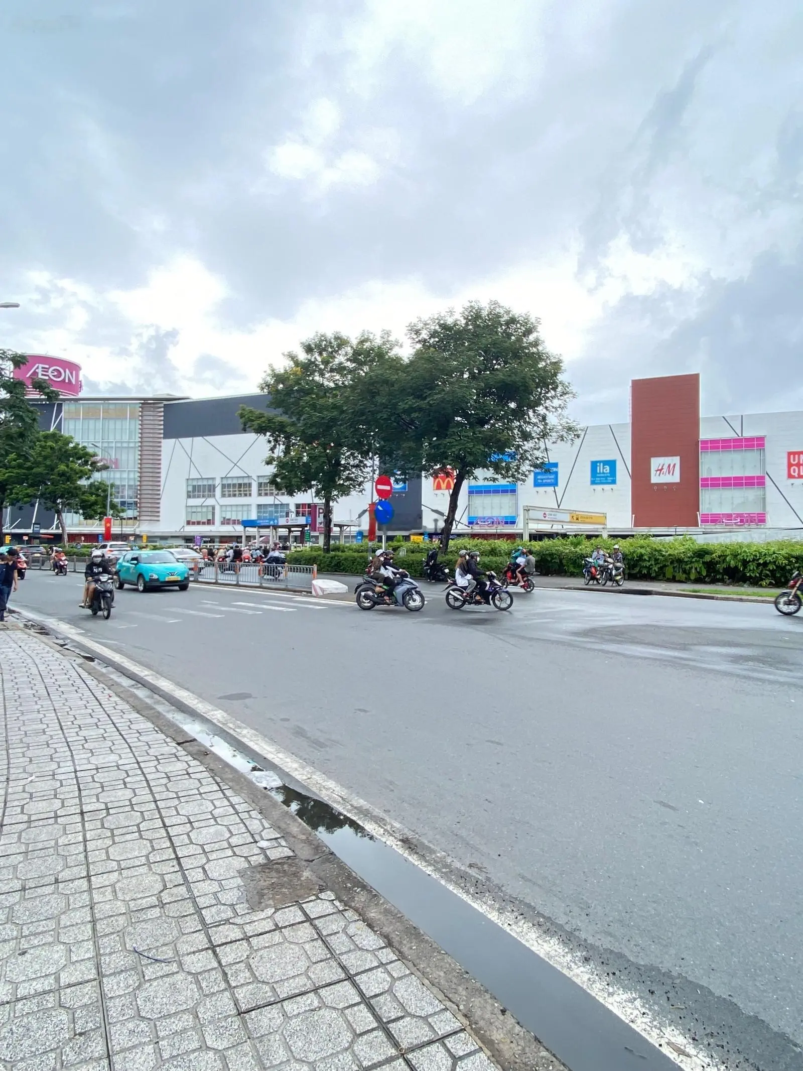 * Căn góc 2 mặt tiền Bờ Bao Tân Thắng 170m2 đang có thu nhập 100 triệu /tháng ngay AEON