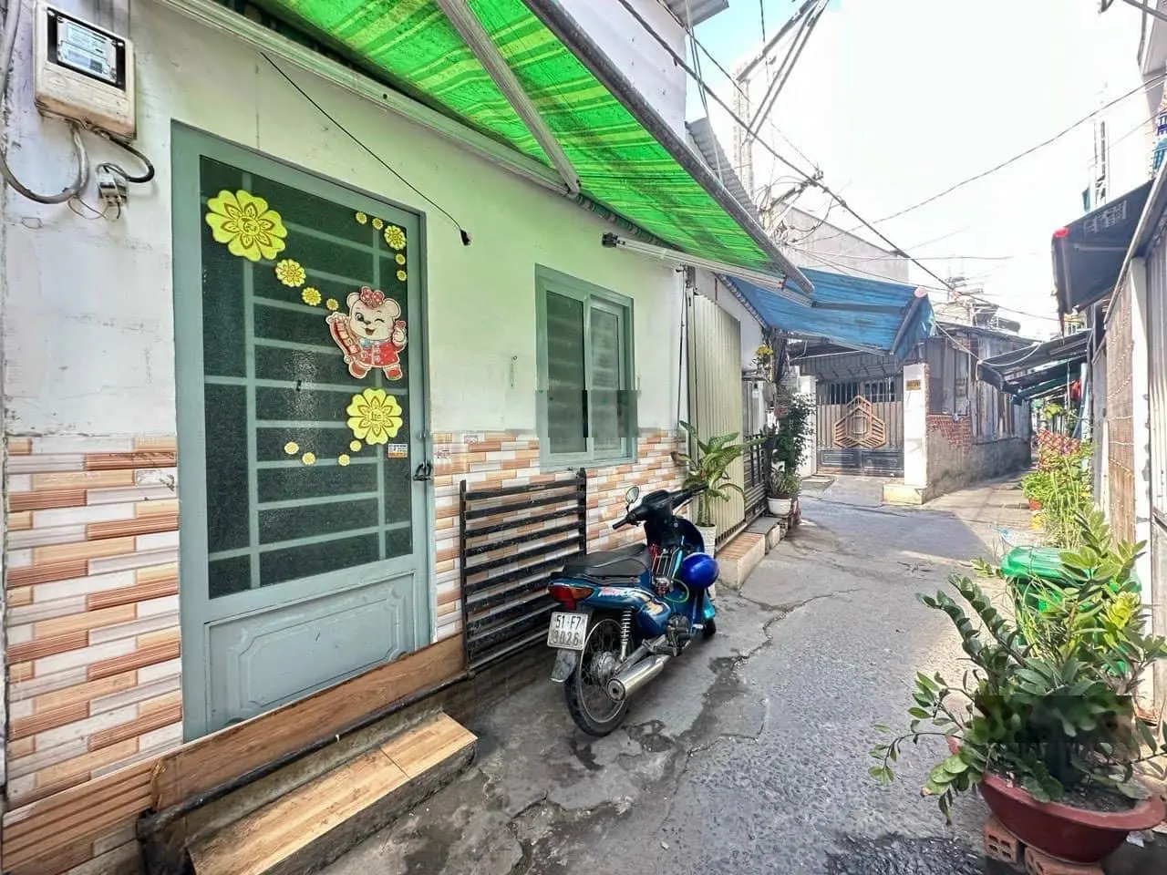 Cô 6 kẹt tiền bán lỗ nhà Tôn Đản, Q. 4, 2tỷ380 55m2, 3PN SHR