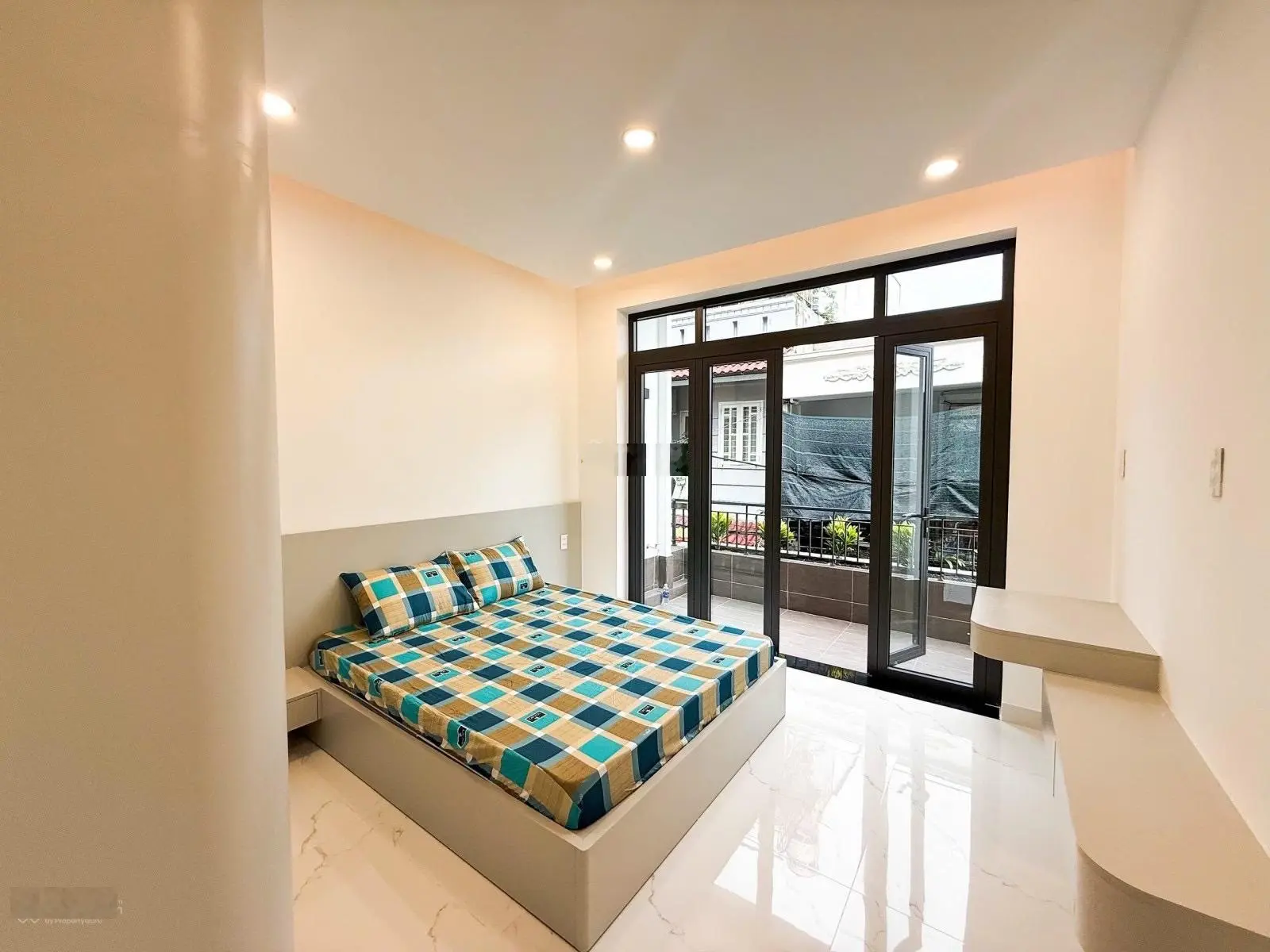 Bán nhà đẹp HXH đổ cửa trên đường Nơ Trang Long, phường 13, Bình Thạnh