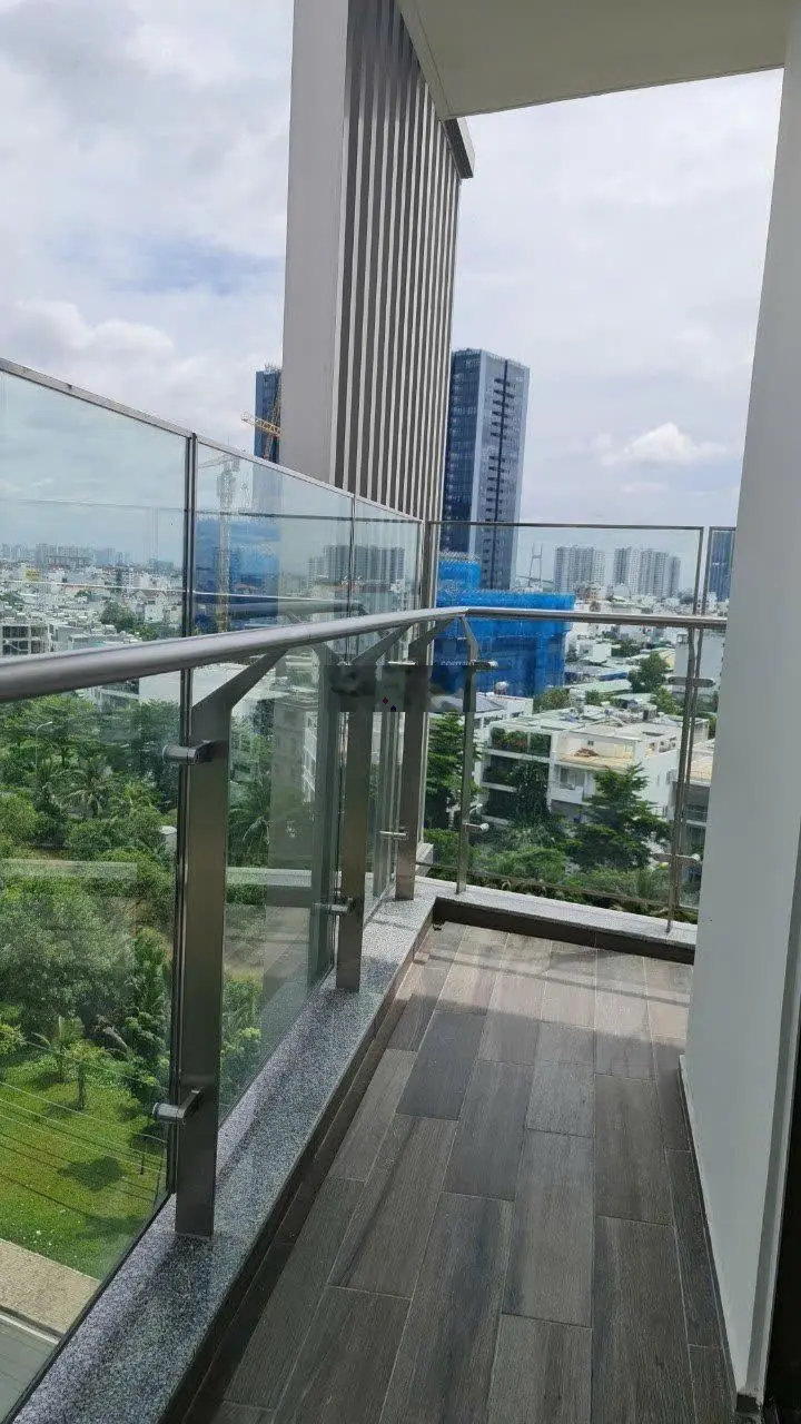 Bán ngay căn góc 3PN, 127m2, view trực diện sông, view thoáng đẹp, ô xe hơi tầng hầm.Giá tốt all in