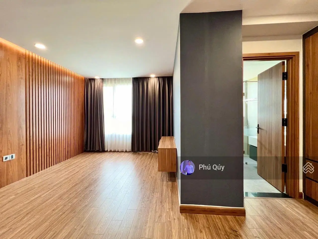 Vista Verde - Bán căn hộ Duplex 5 phòng ngủ full nội thất - View sông trực diện. LH: 0904 689 ***