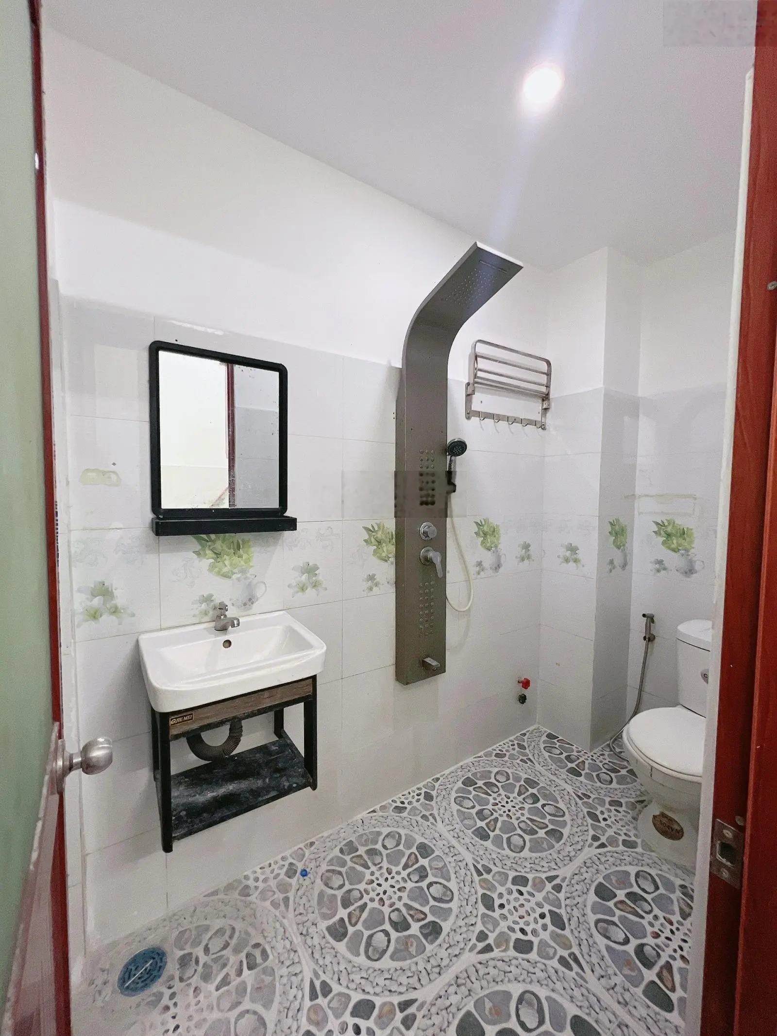 Bán nhà 2 lầu 3pn đườnG Liên Khu 5 - 6, hẻm 1/ ô tô đổ cửa, BHHB, Bình Tân