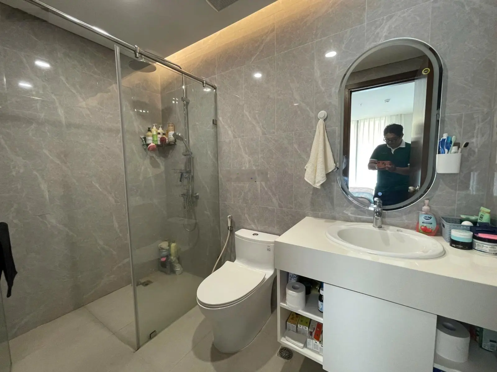 Bán căn hộ 2PN siêu hiếm tầng cao - CT1 Riverside Luxury