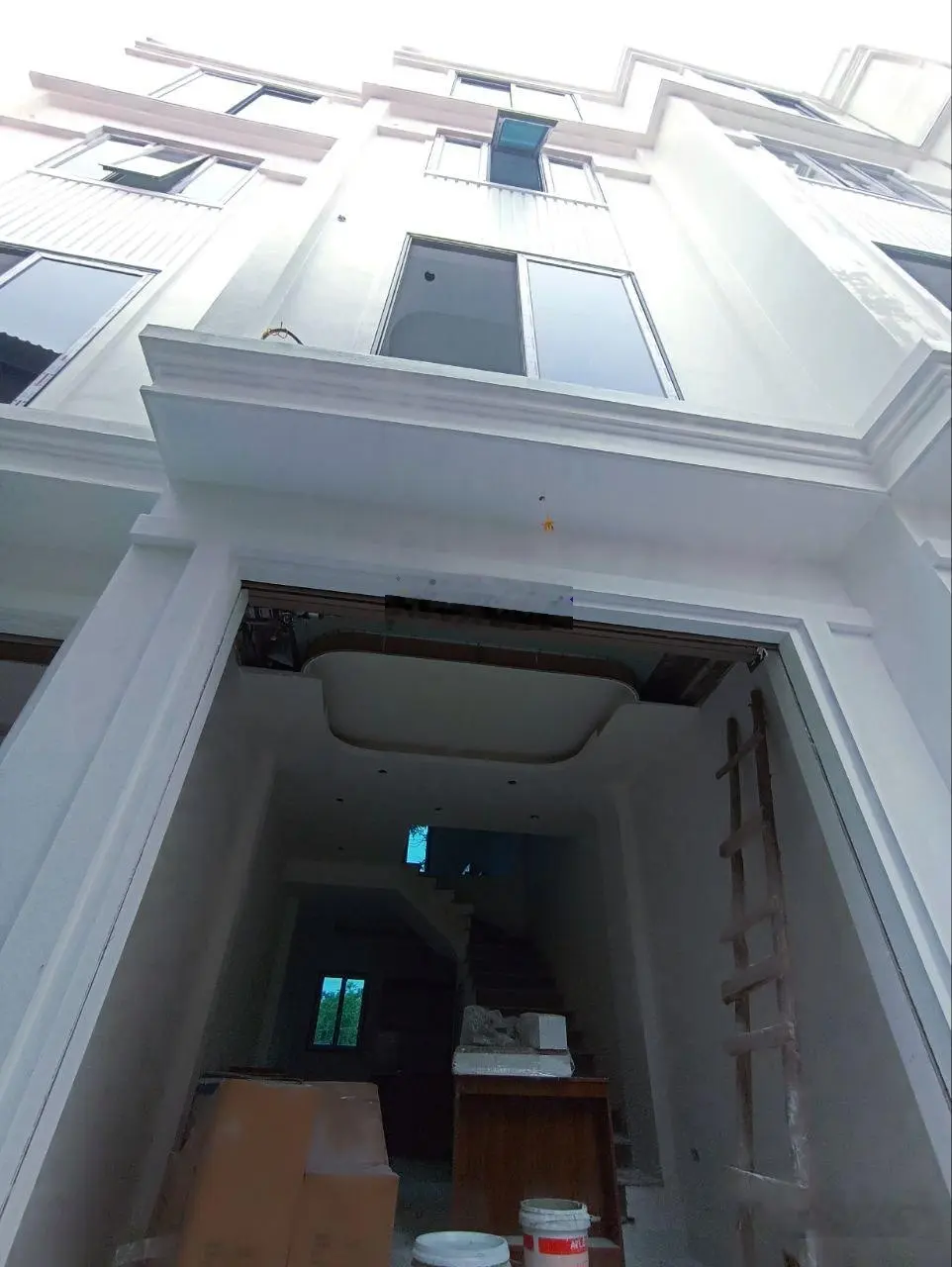 Bán căn S2 33m2x4T, 3.05 tỷ,ngay Đông La, cách Vàng Đai 4 300m