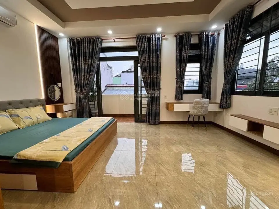 Chủ nhà xoay vốn - bán nhà hẻm xe hơi: 71.2m2/3tỷ200tr Lãnh Binh Thăng - Phường 13 - Quận 11, SHR