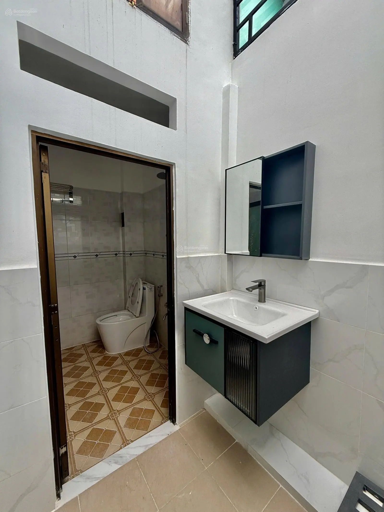 Bán căn nhà ngay Tân Thới Hiệp 21 qua Gò Vấp xíu ạ