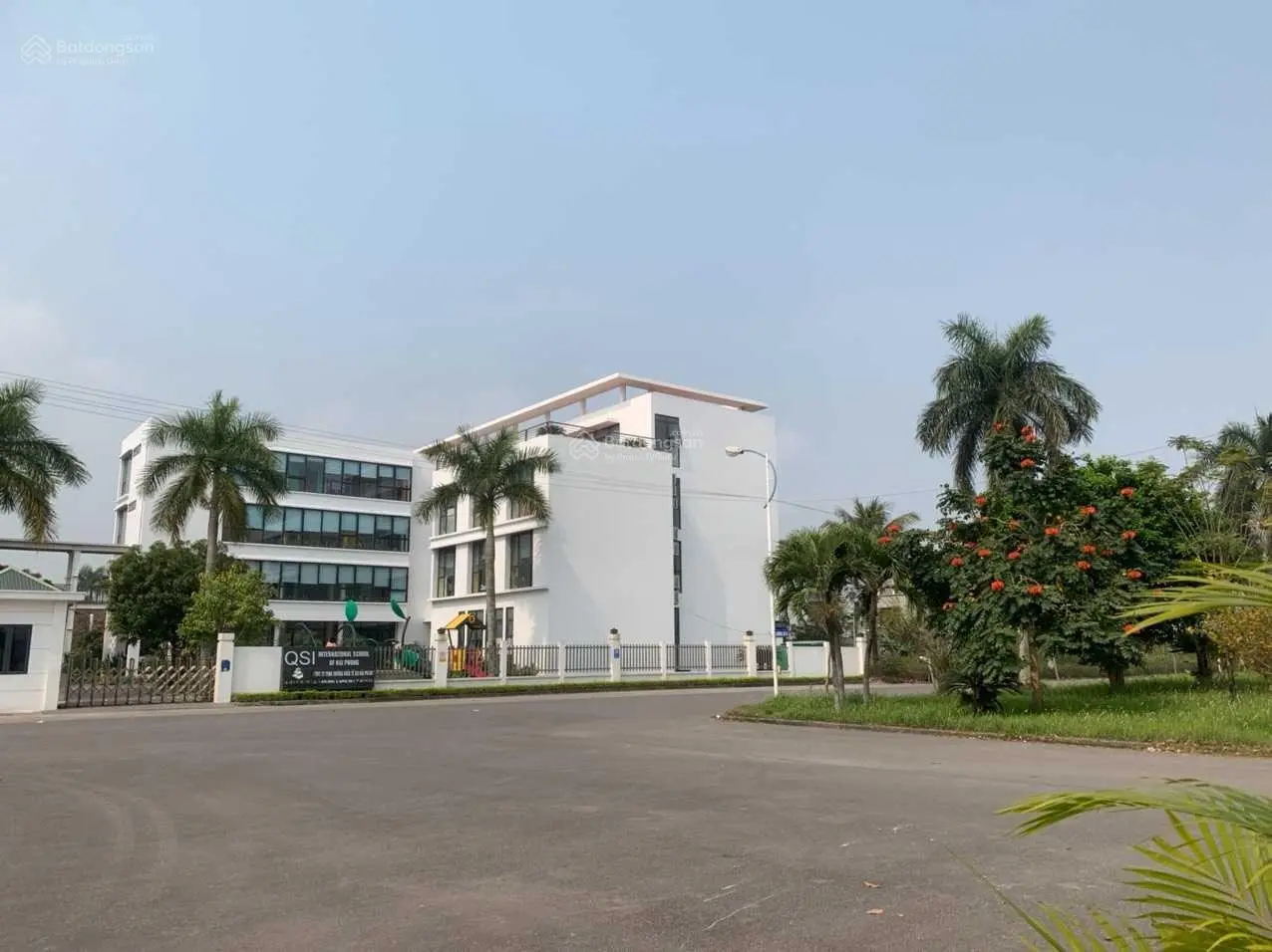 Cần chuyển nhượng lô đất 180m2 thuộc dự án khu biệt thự Mê Linh