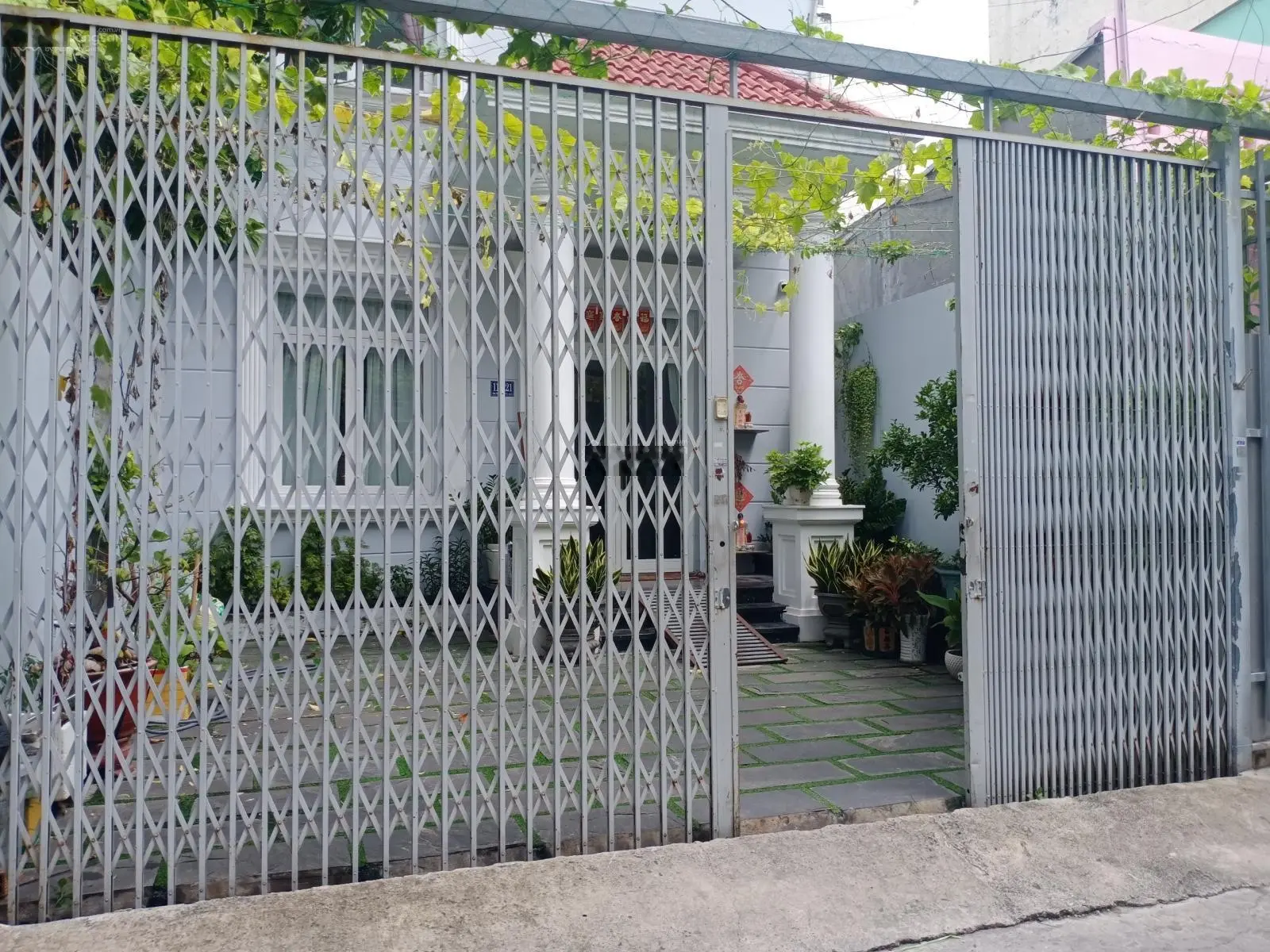 Bán biệt thự 182m2, 4 tầng, hẻm xe hơi đường ông ích khiêm - quận 11. 25.5 tỷ