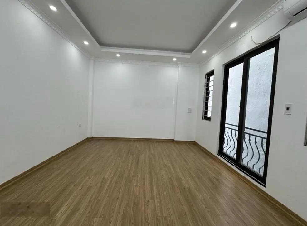 Nhà mới. Thiết kế hiện đại. Ở sướng sống chất