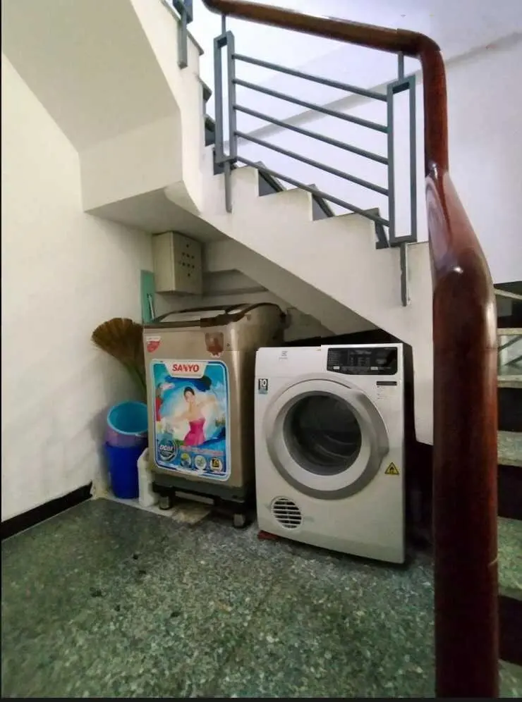 Cần bán CHDV HXH Nam Kỳ Khởi Nghĩa, Quận 3, 5 tầng, đang cho thuê 46 tr/ tháng, chỉ 12 tỷ bớt lộc