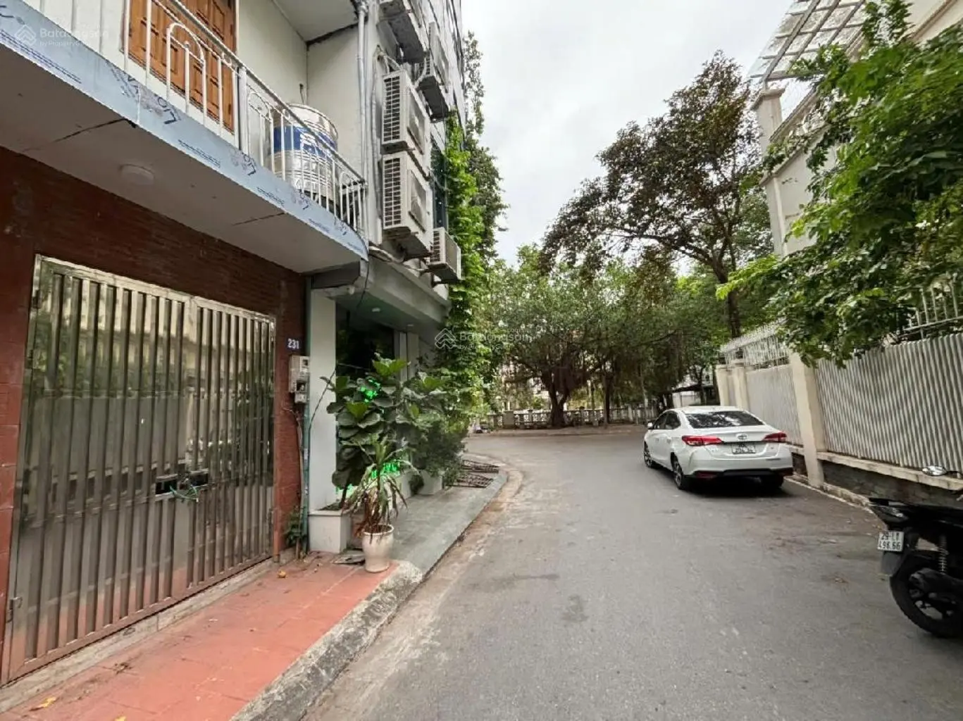 10.5 tỷ mt: 5.2m mặt phố Nguyễn Văn Trỗi gần Làng Việt Kiều Châu Âu, Mỗ Lao, Hà Đông