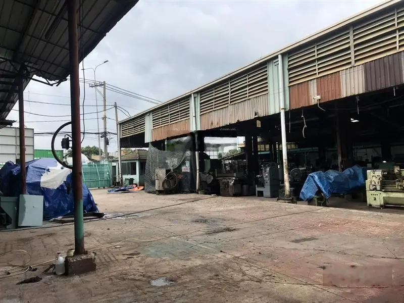 Hiếm - bán nhà xưởng mặt tiền - Quốc Lộ 1A ( Xa Lộ Đại Hàn) - 2634m2 ( 60 x 44) - 25 triệu/m2