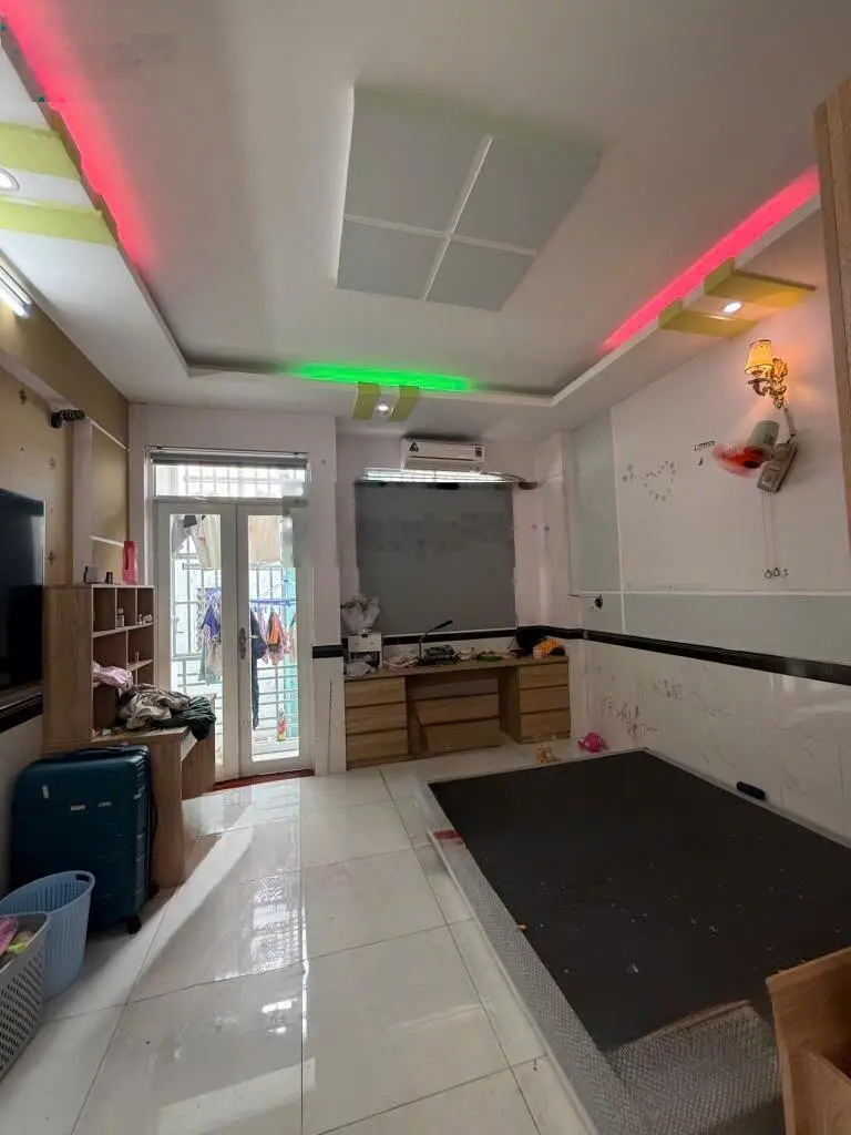 Bán nhà 43m2 Huỳnh Văn Nghệ - Phường 15 - Tân Bình - 2tầng - 4x11m - giá nhỉnh 3 tỷ