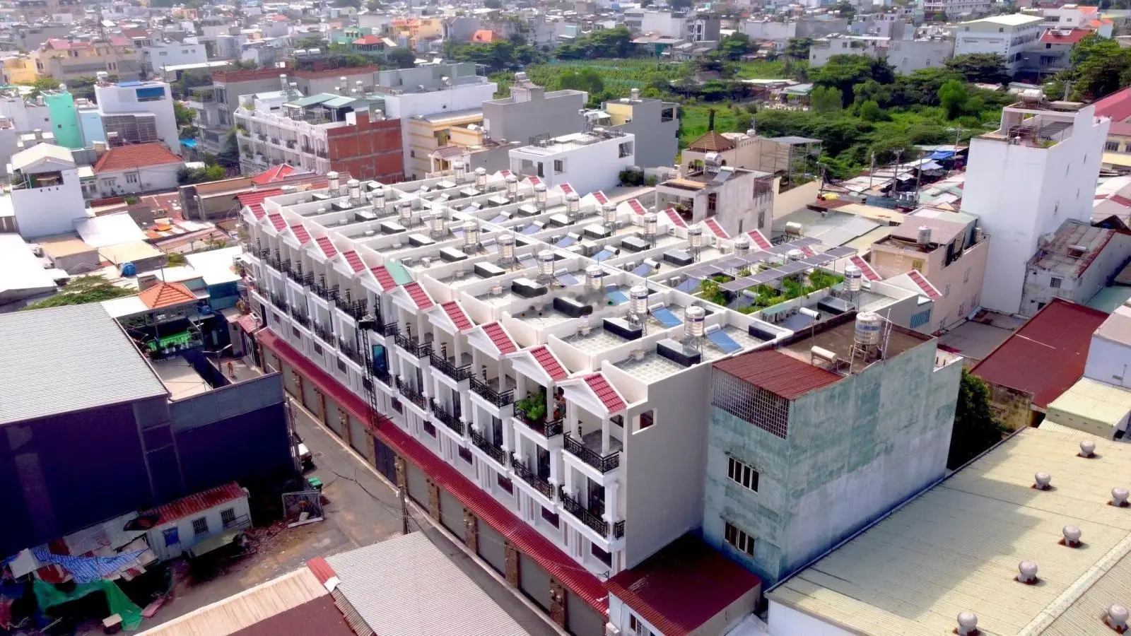 Nhà mới, vị trí đẹp ngay ĐH Luật, gần vòng xoay Bình Triệu - ô tô ngủ trong nhà, cách mặt tiền 50m