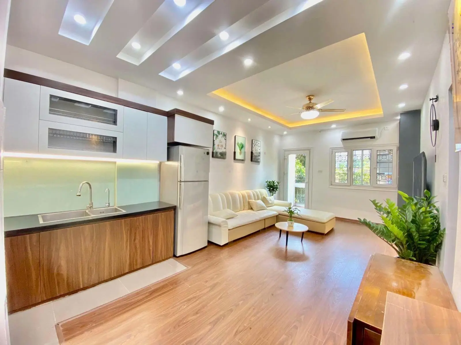 Nhà đẹp như ảnh nhé ạ. Chỉ nhỉnh 3 tỷ có ngay căn hộ 72m2 Bắc Linh Đàm. Lh: 0845 994 ***