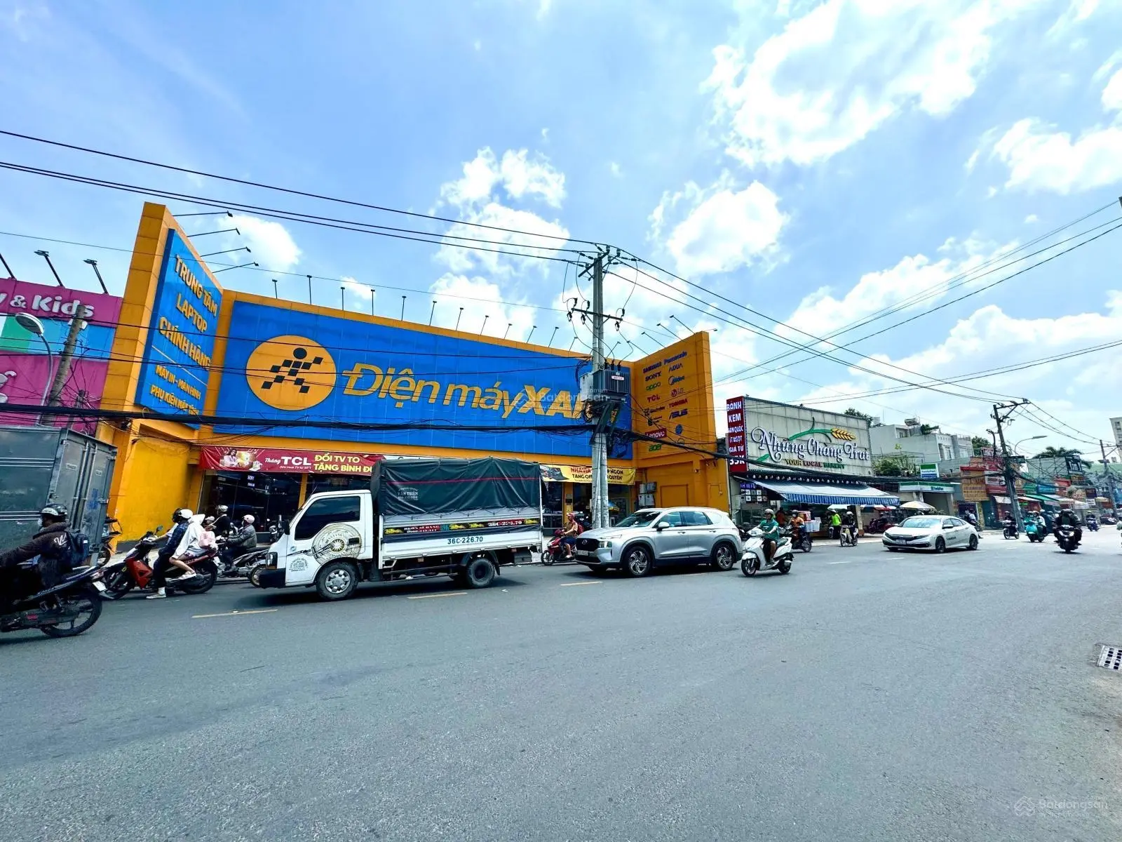 Bán nhà mặt tiền Tô Ký Quận 12 - Ngang 25x40m CN 918.9m2 - nhà C4 - Đang cho thuê 170/th, 45 tỷ TL