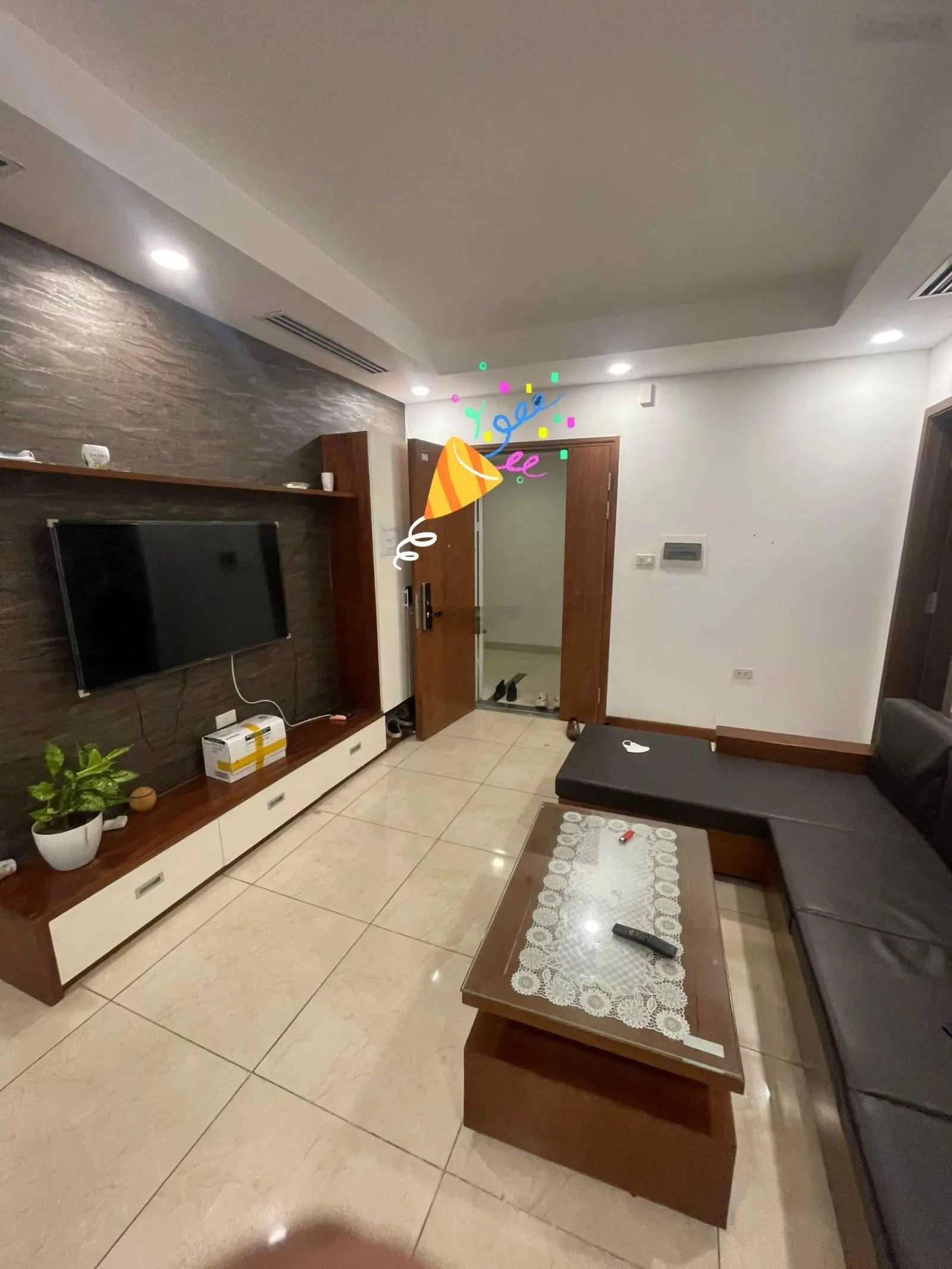 Cần bán ch 81m 3pn giá 6.075 tỷ tòa Hà Nội Centerpoint - Lê Văn Lương - Nhân Chính - Thanh Xuân