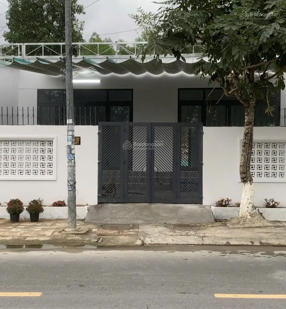 Bán Nhà Thị Trấn Diên Khánh,Dt 150,7m2 Ngang 10m Full Đất Đô Thị ODT, Đường Nhựa 14m,Giá 3tỷ Bao Sổ
