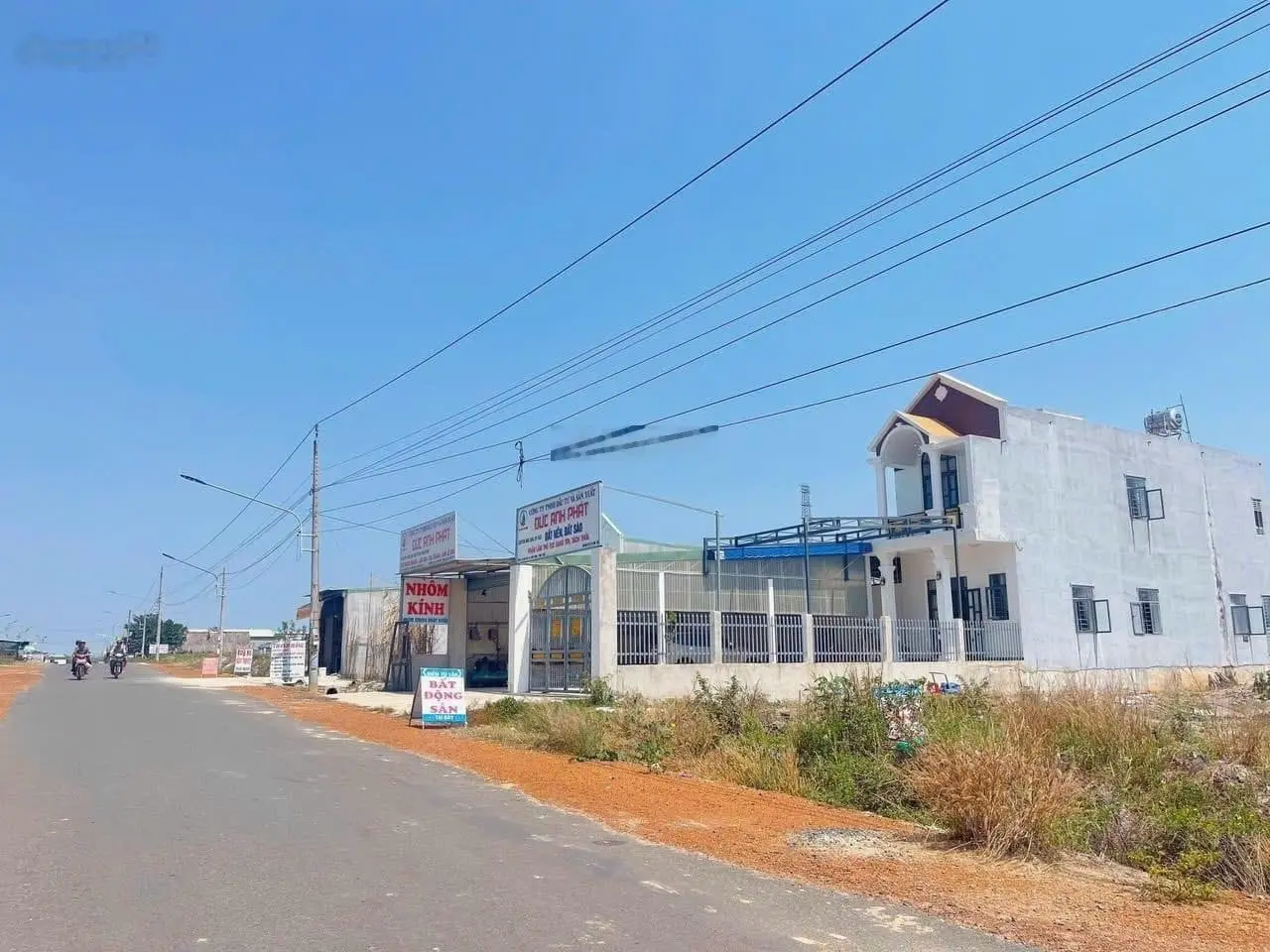 Chính chủ cần bán 12x47m có 100m2 thổ cư mặt tiền đường 18m giá chỉ 999tr gần khu đô thị