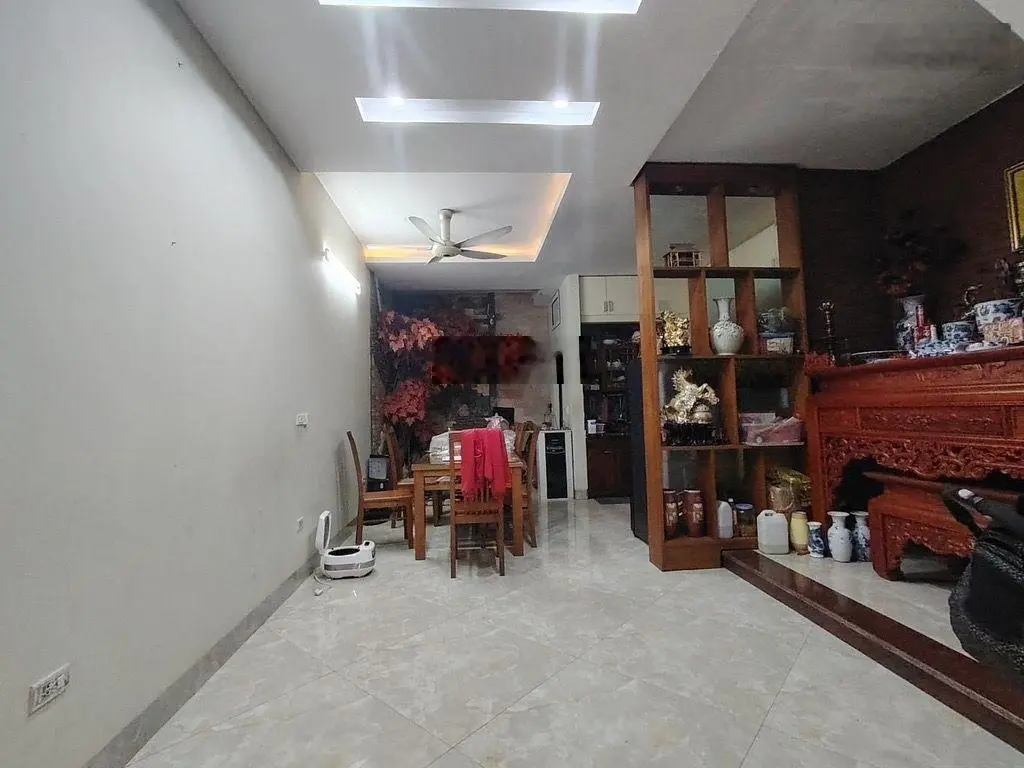 Cực hiếm! Bán gấp biệt thự mini sân vườn - 106m2 x 4 tầng - mặt tiền 5m - chỉ 15.3 tỷ