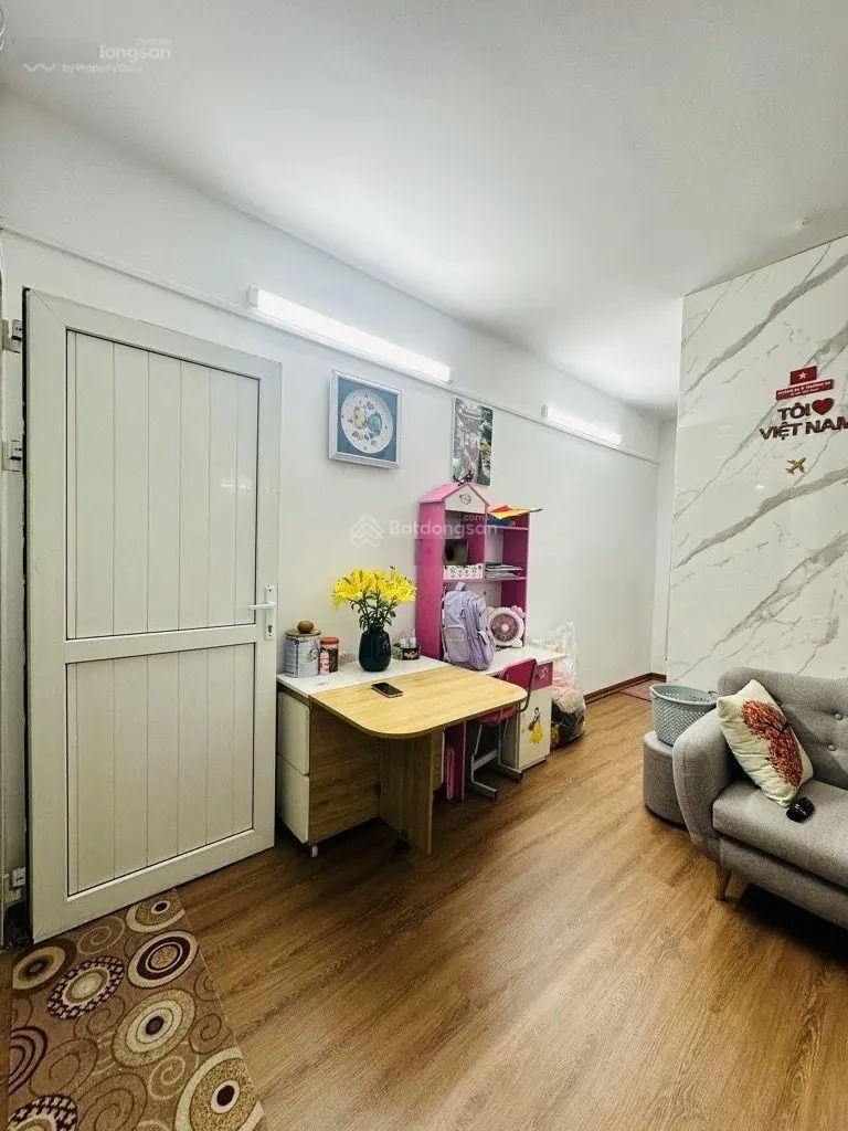 Bán TT Thái Thịnh, Đống Đa, full nội thất, ở VIP, Dt 50m2 giá 2.65 tỷ