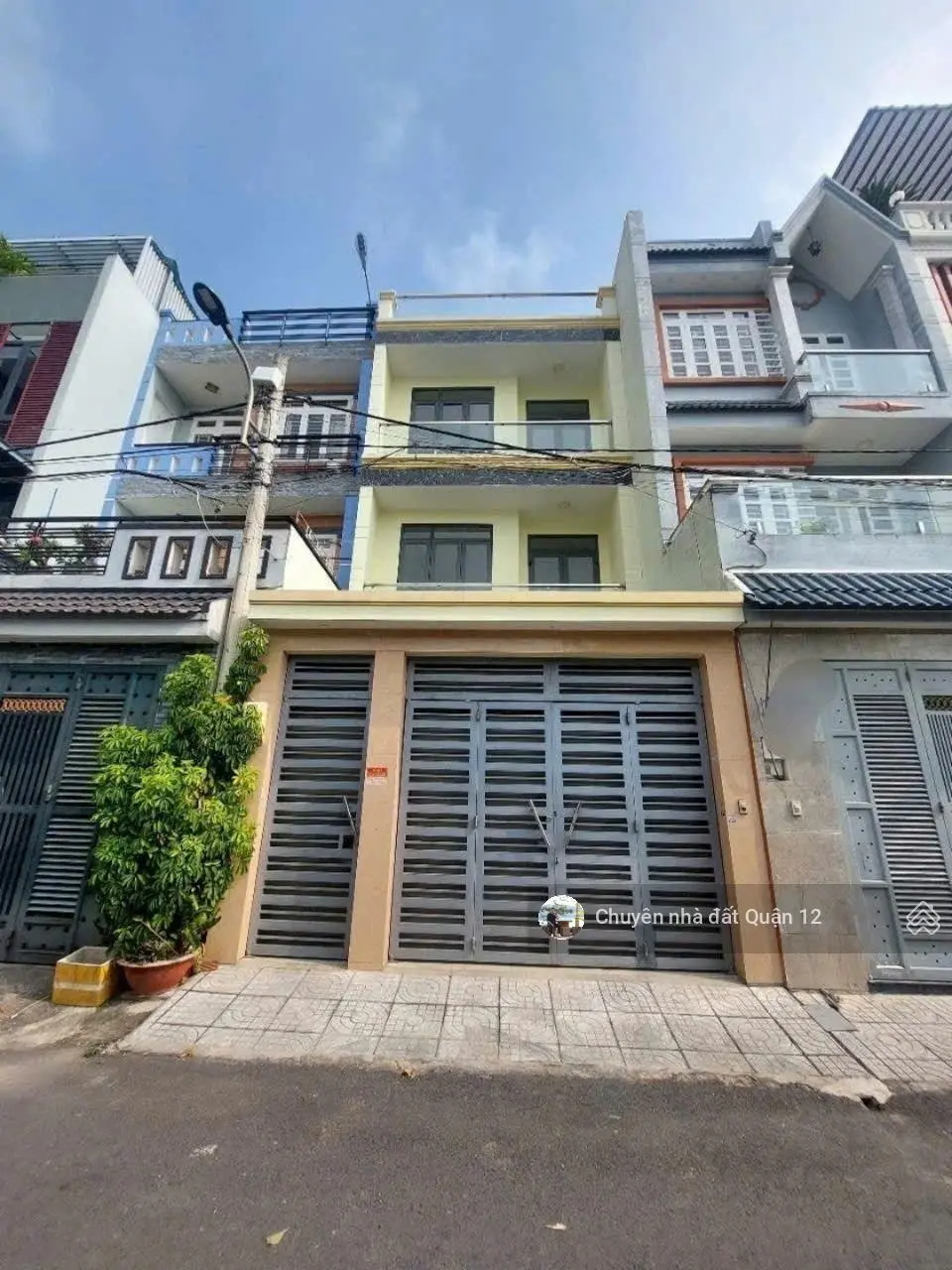 Nhà phố 5m x 20m. Đúc 3 lầu 1/ Hẻm 11m sát công viên Đường Trần Thị Do ( HT19)