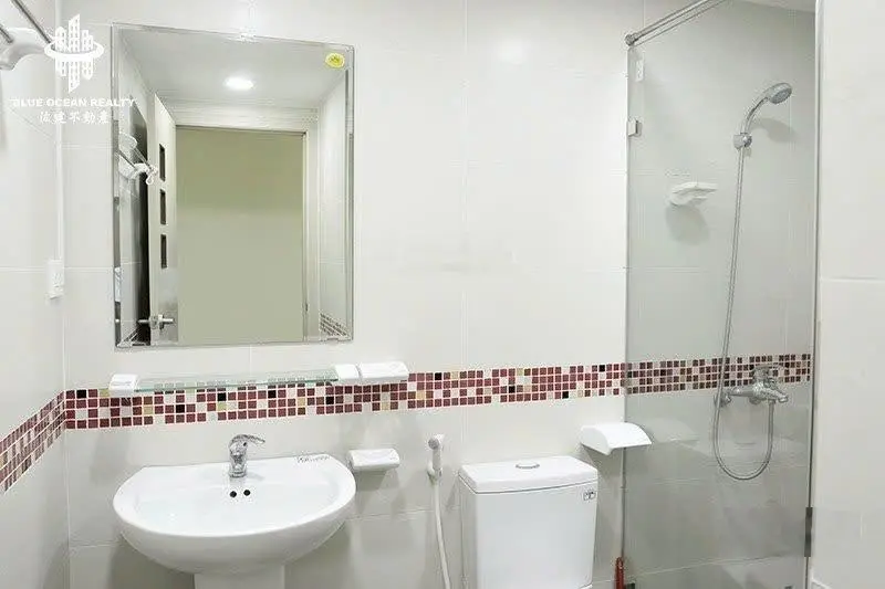 Chính chủ gửi bán căn hoa hậu 3 ngủ rộng rãi, tầng trung. Căn góc, 2 mặt thoáng, đầy đủ tiện nghi.