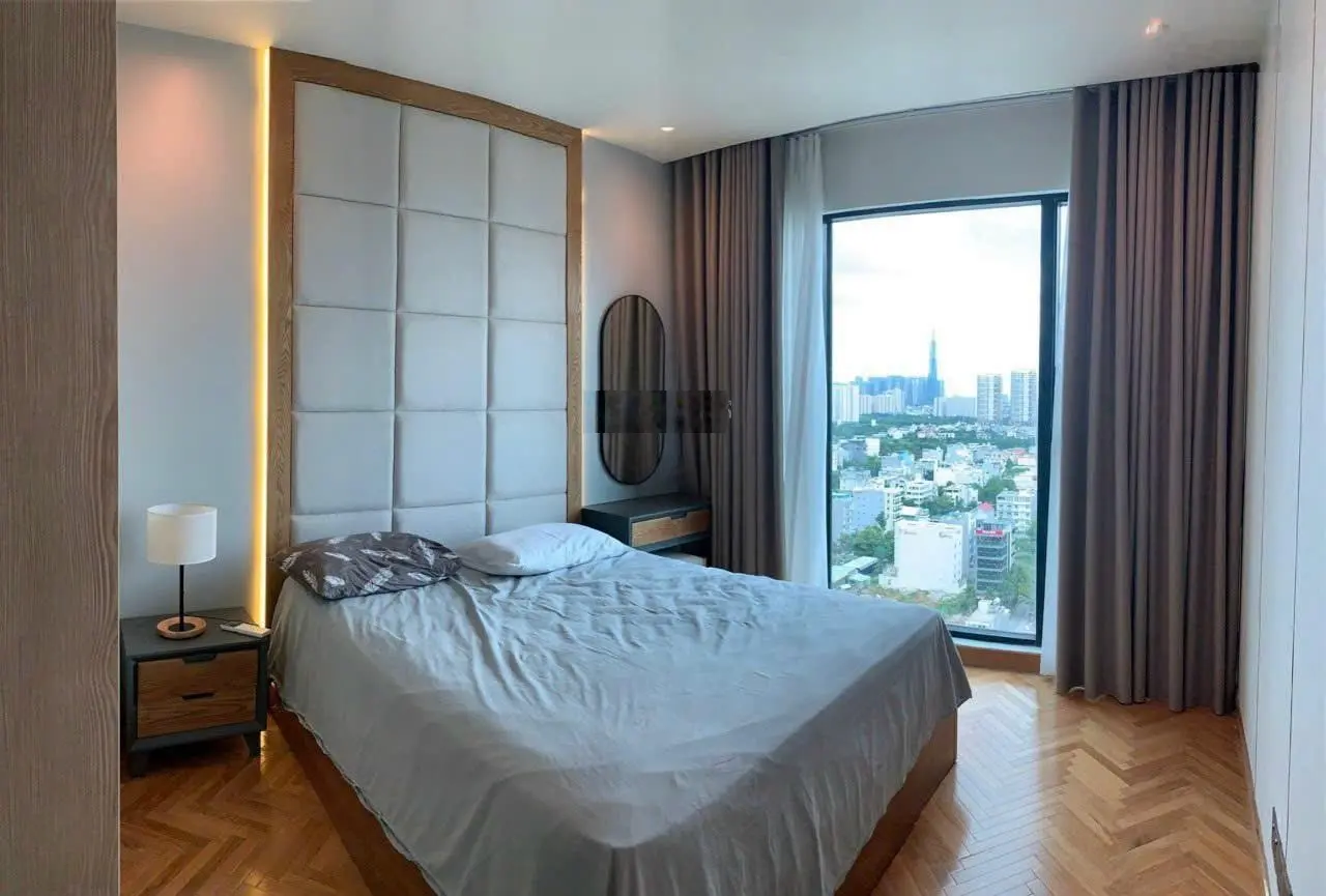 Cần bán căn hộ 2pn 2wc - FELIZ EN VISTA giá 6.5 tỷ , đã có sổ full nội thất, lh 0767 980 *** Mr.Tùng
