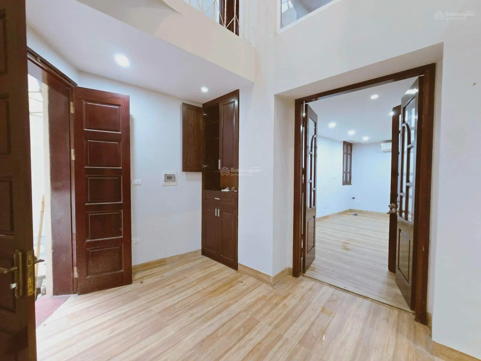 Bán nhà riêng Ngọc Thụy 5 tầng xây chắc chắn, 62m2 an ninh dân trí cao nhỉnh 7 tỷ